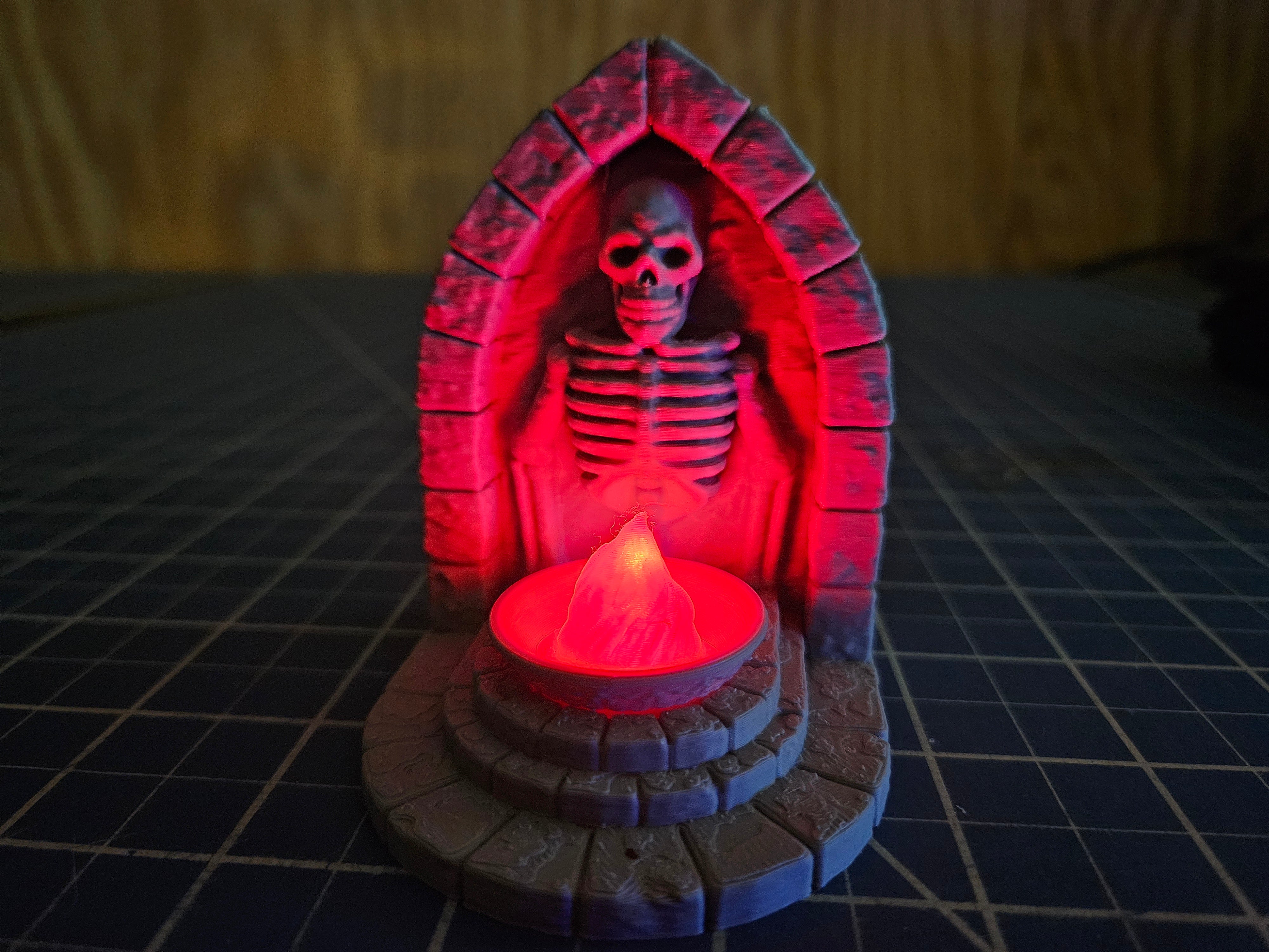 Skeleton Statue - 28 mm / 1" - DragonLock - DND - Pathfinder - RPG - Dungeon & Dragons - Terrain - Fat Dragon Games