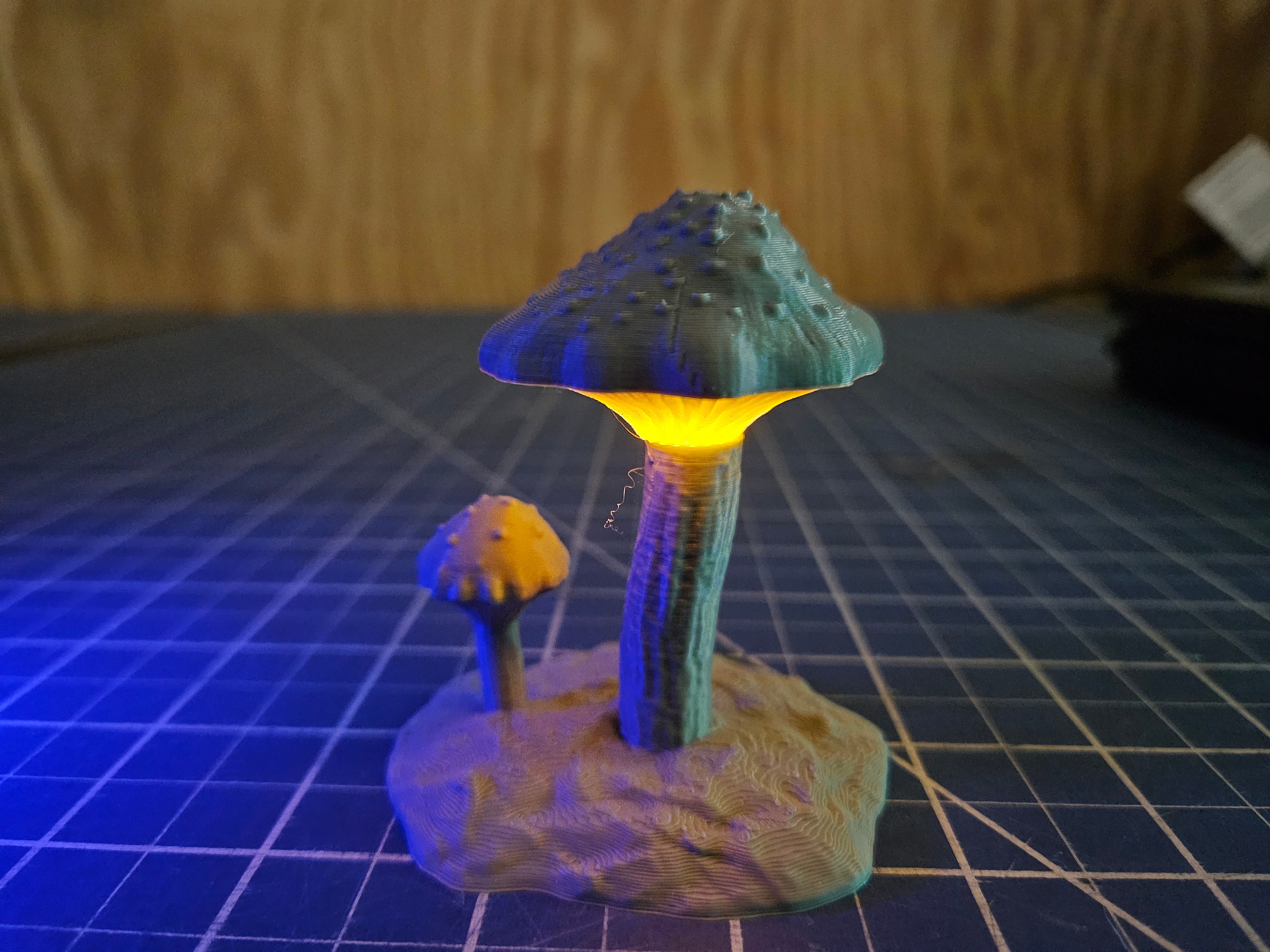 LED Mushrooms - 28 mm / 1" - DragonLock - DND - Pathfinder - RPG - Dungeon & Dragons - Terrain - Fat Dragon Games