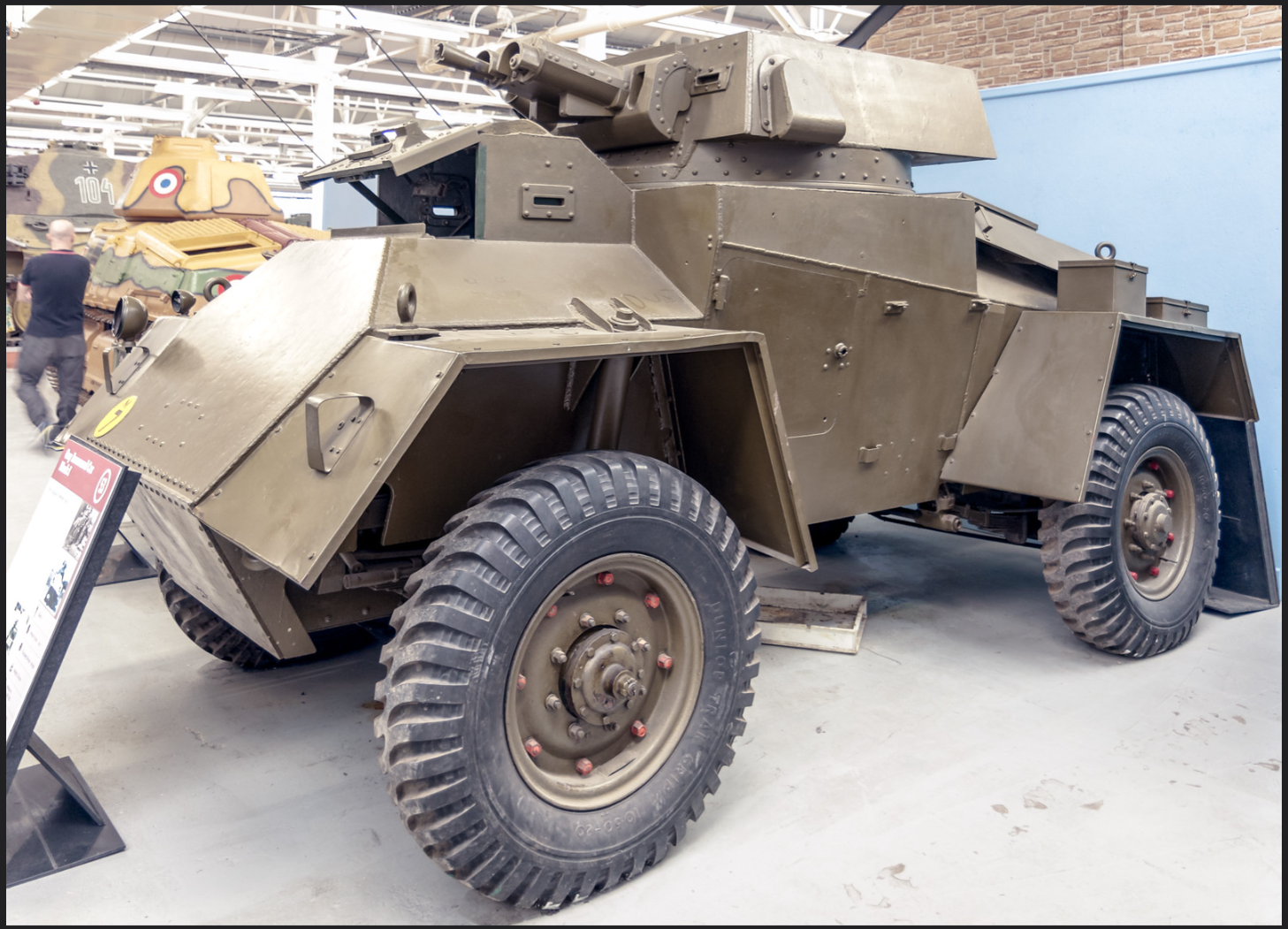 Armoured Car Guy - UK Army - 28mm Scale - wargame3d