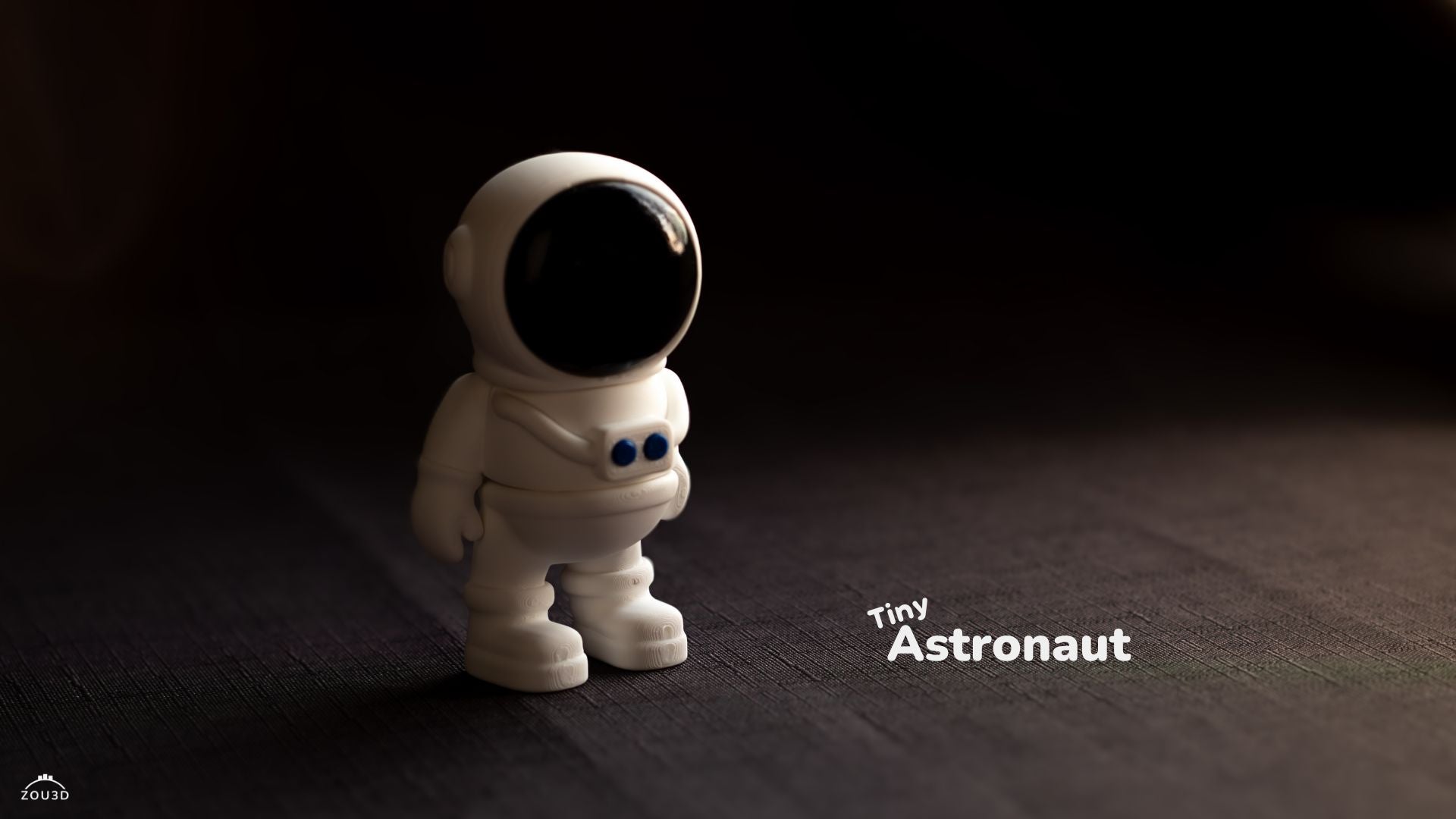Tiny Astronaut - Articulated - Keychain - Desk Ornament - ZOU3D