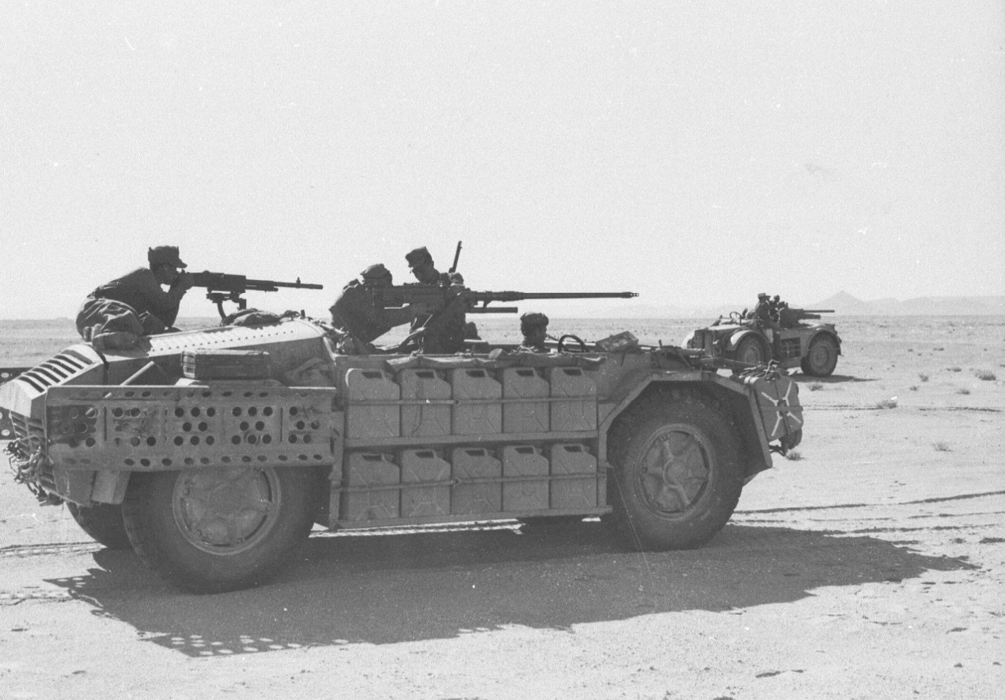 Camionetta SPA-Viberti AS42 - Italian Army - 28mm Scale - wargame3d