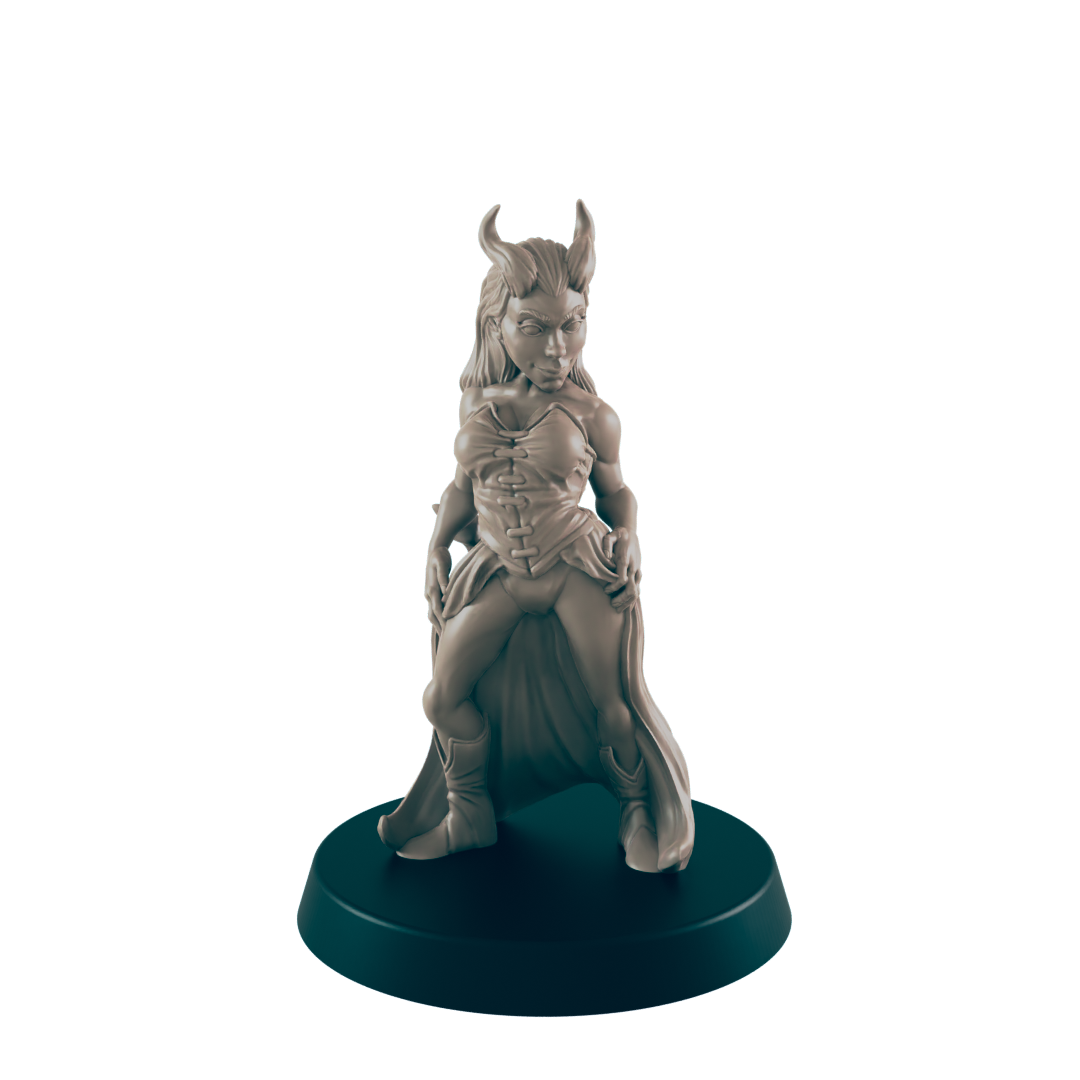 Demonkin Female Courtesan - Everyday Folk - Minis - EC3D - - Dungeons & Dragons - RPG - Tabletop - EC3D - Miniature