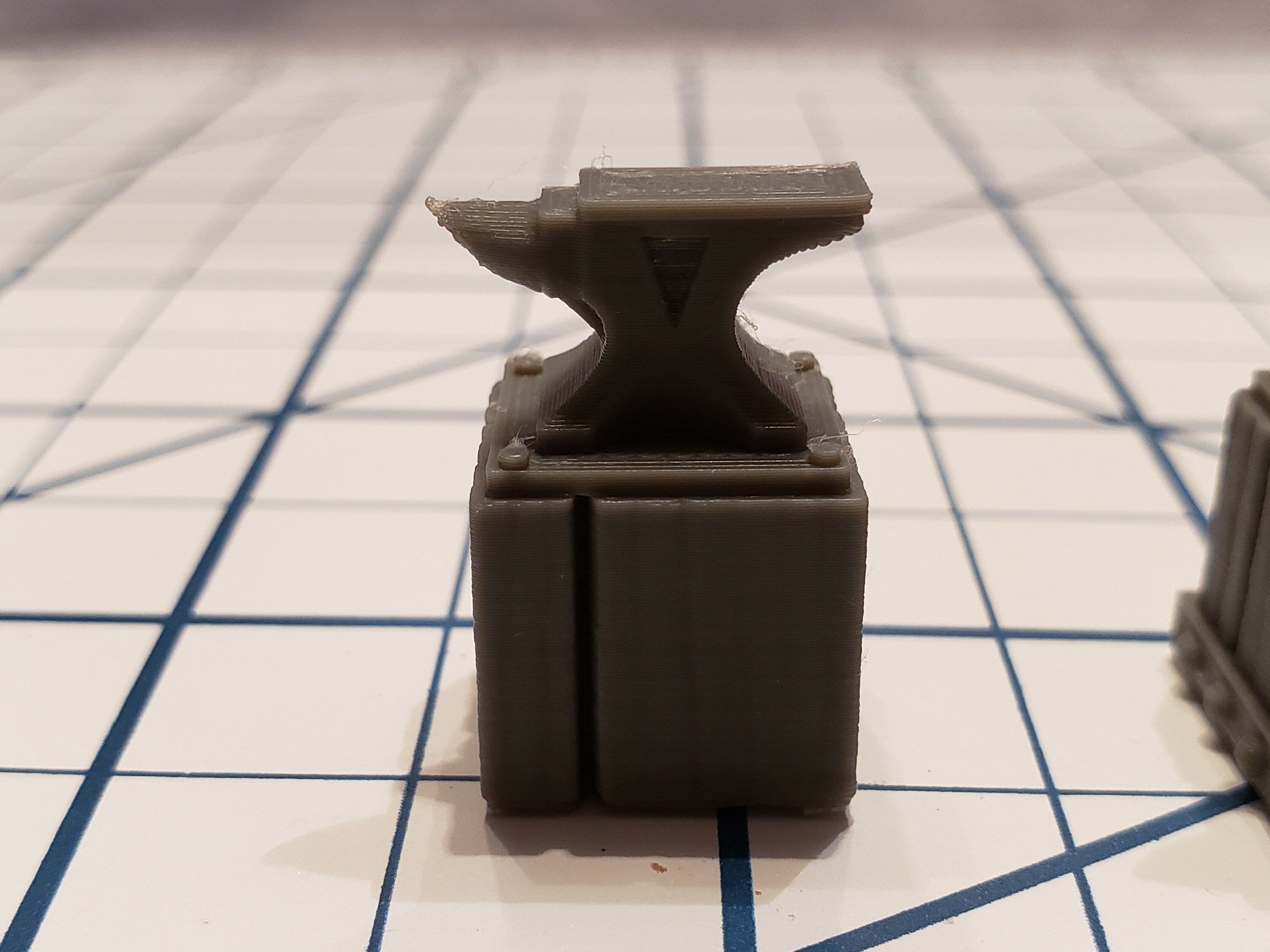 Blacksmith Anvil - Part of the Hero's Hoard Blacksmith Forge and Workshop - DND - Pathfinder - Dungeons & Dragons - RPG - Tabletop - 28 mm