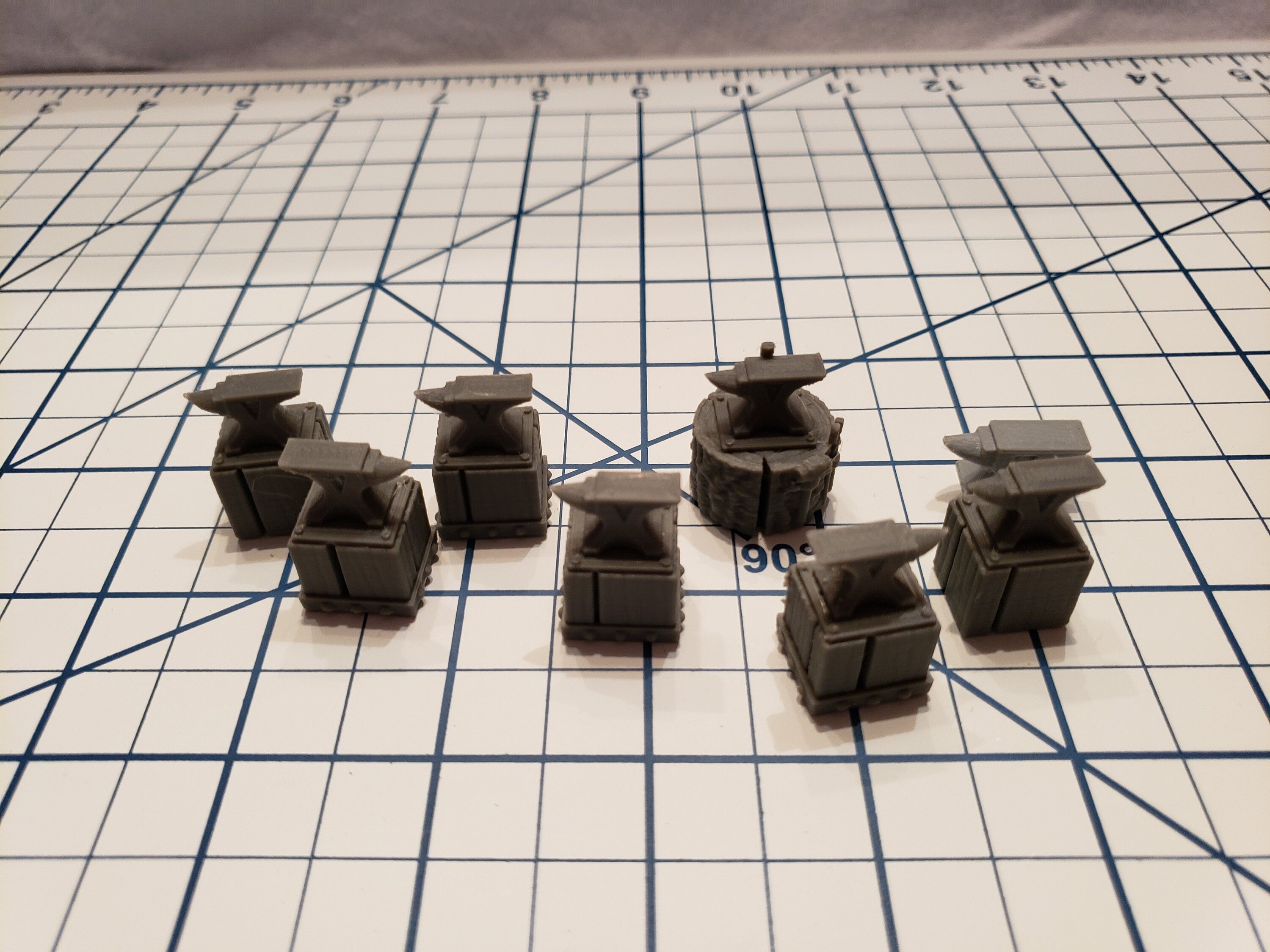 Blacksmith Anvil - Part of the Hero's Hoard Blacksmith Forge and Workshop - DND - Pathfinder - Dungeons & Dragons - RPG - Tabletop - 28 mm