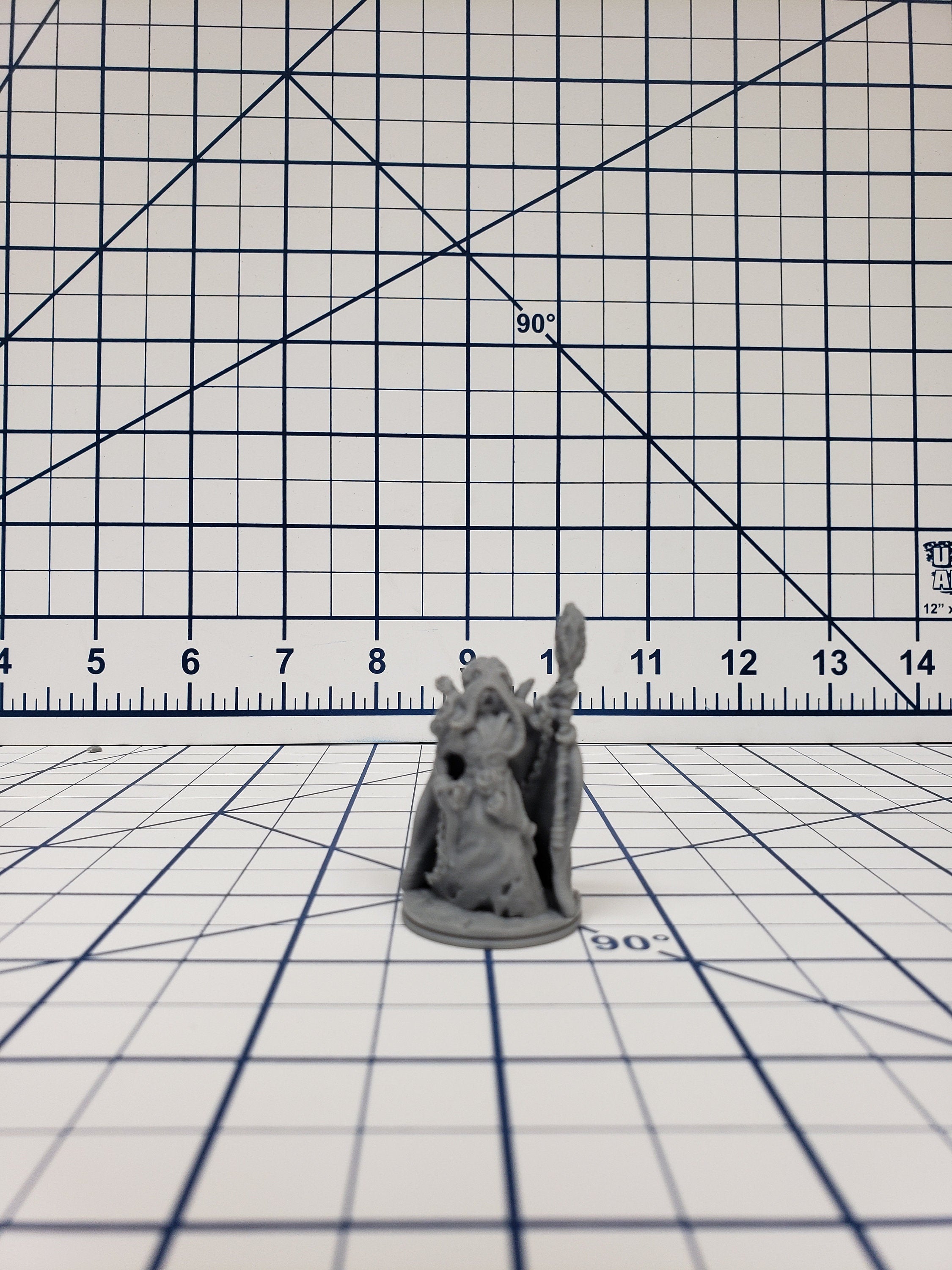 Mind Horror Minis - Part of A Den of Alien Evil Collection - DND - Pathfinder - Dungeons & Dragons - RPG - Tabletop - 28 mm / 1" - EC3D