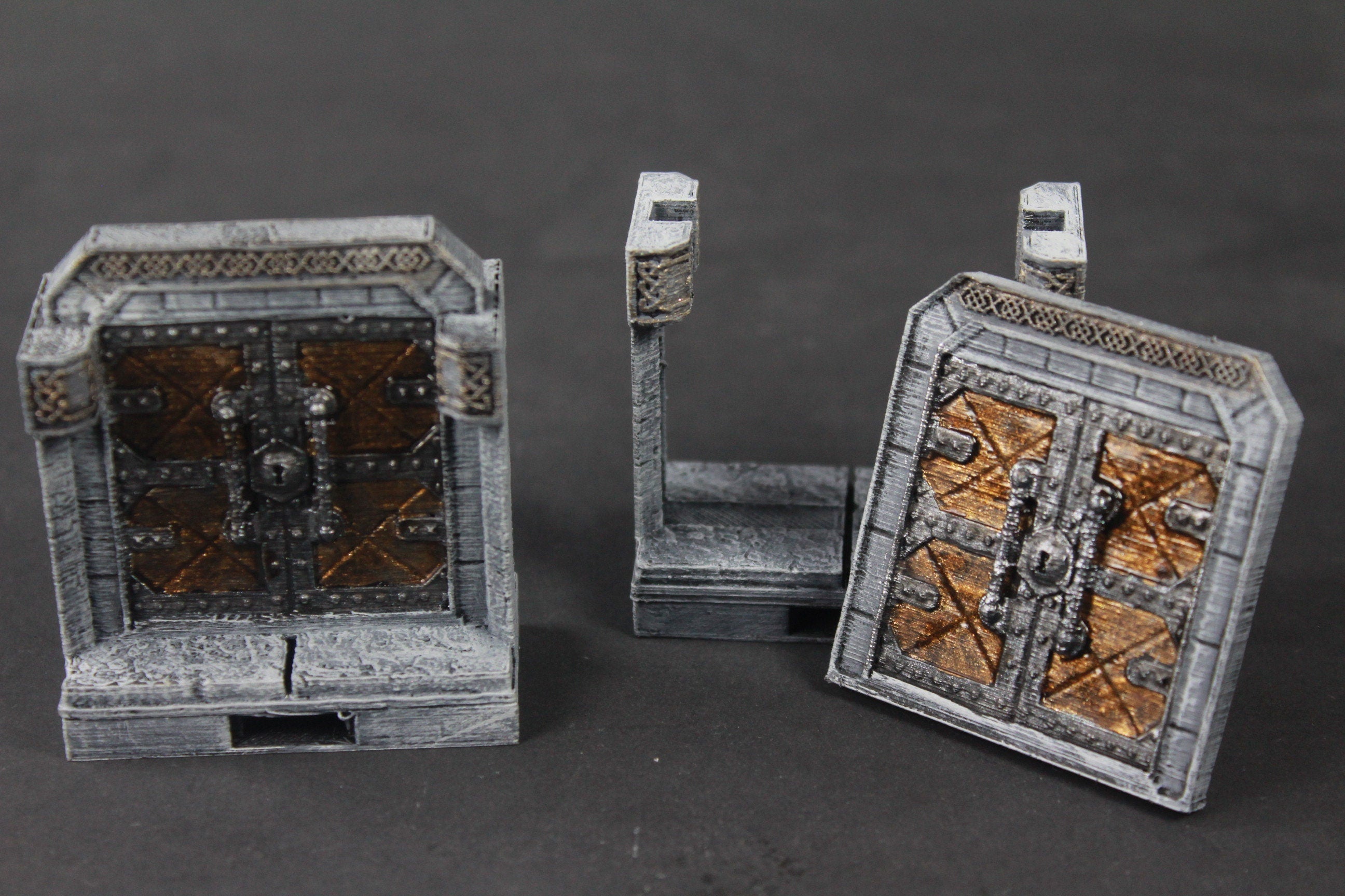 Dwarven Hall Door Tile - OpenLock or DragonLock - Openforge - DND - Pathfinder - Dungeons & Dragons - RPG - Tabletop - 28 mm / 1"