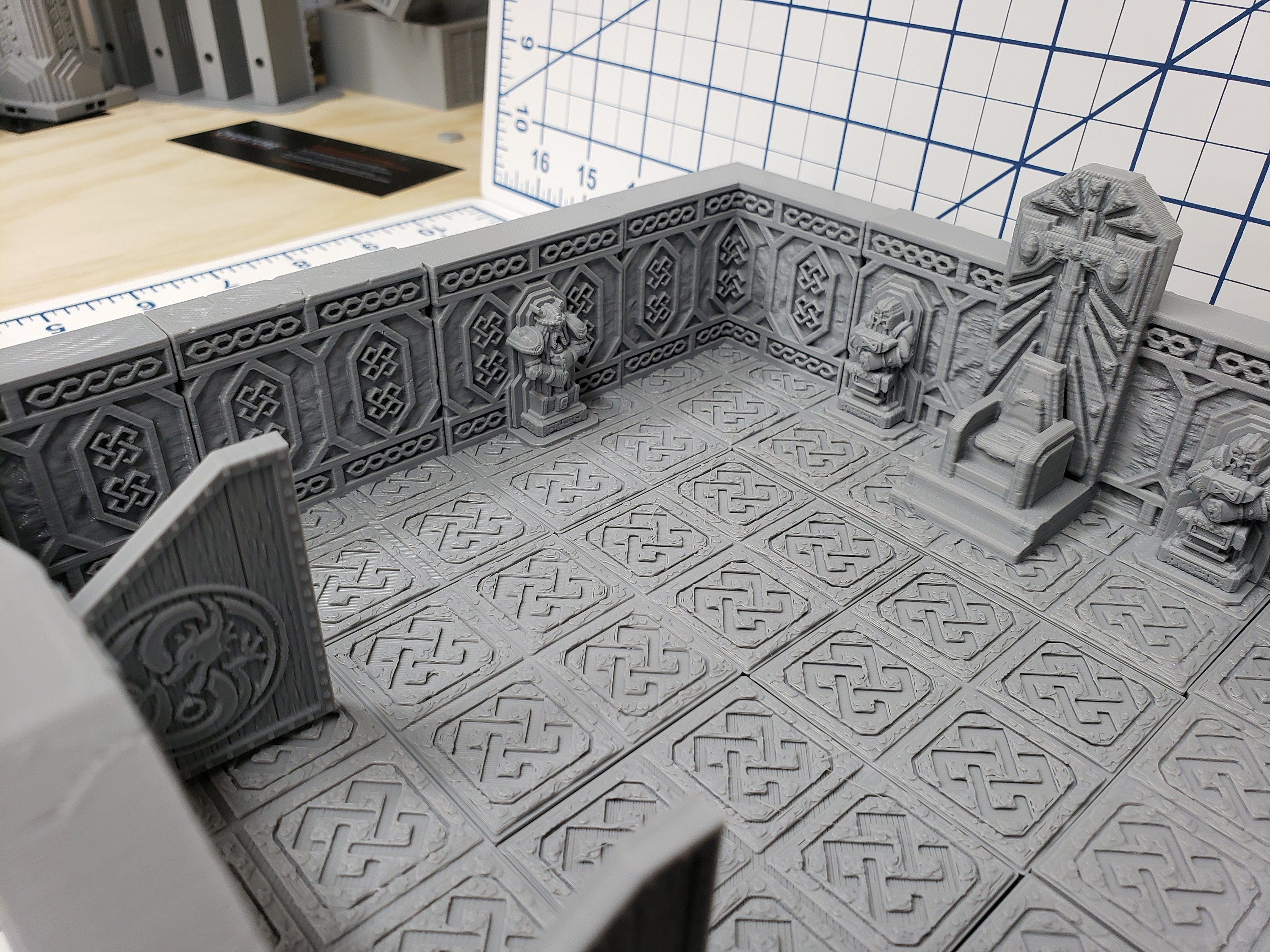 Mountain King - Throne Room - Dwarven - DragonLock - DND - Pathfinder - RPG - Dungeon & Dragons - 28 mm / 1" - Fat Dragon Games
