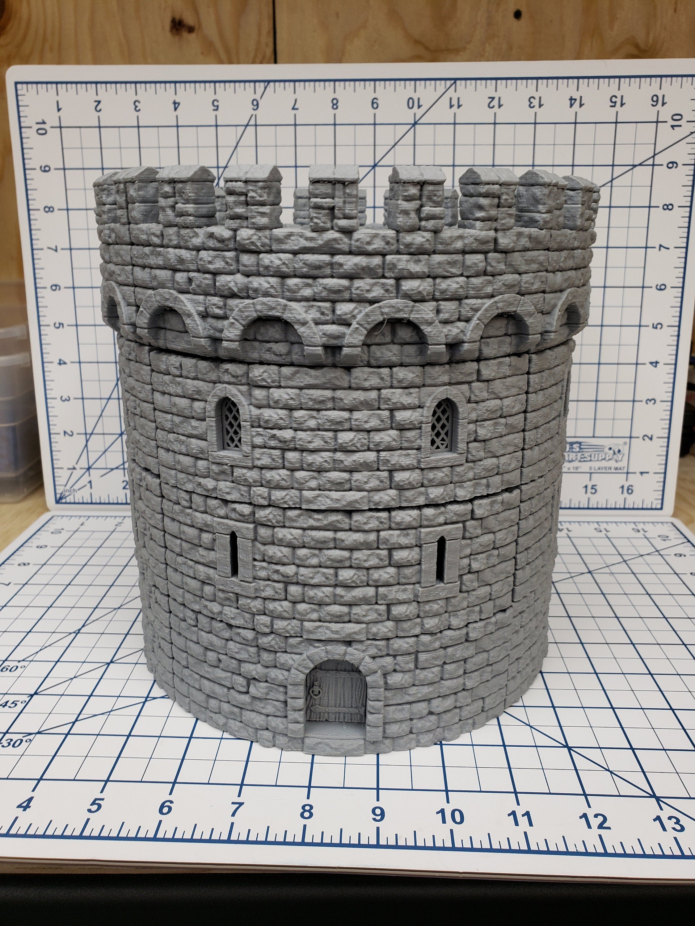 Ultimate Tower - Huge - DragonLock - DND - Pathfinder - RPG - Dungeon & Dragons - 28 mm / 1" - Fat Dragon Games