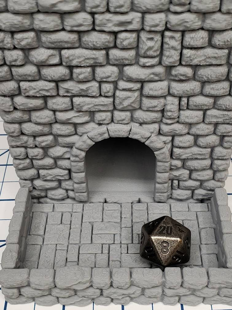 DM Screen of Doom - Dice Tower - DND - Pathfinder - RPG - Dungeon & Dragons - Fat Dragon Games