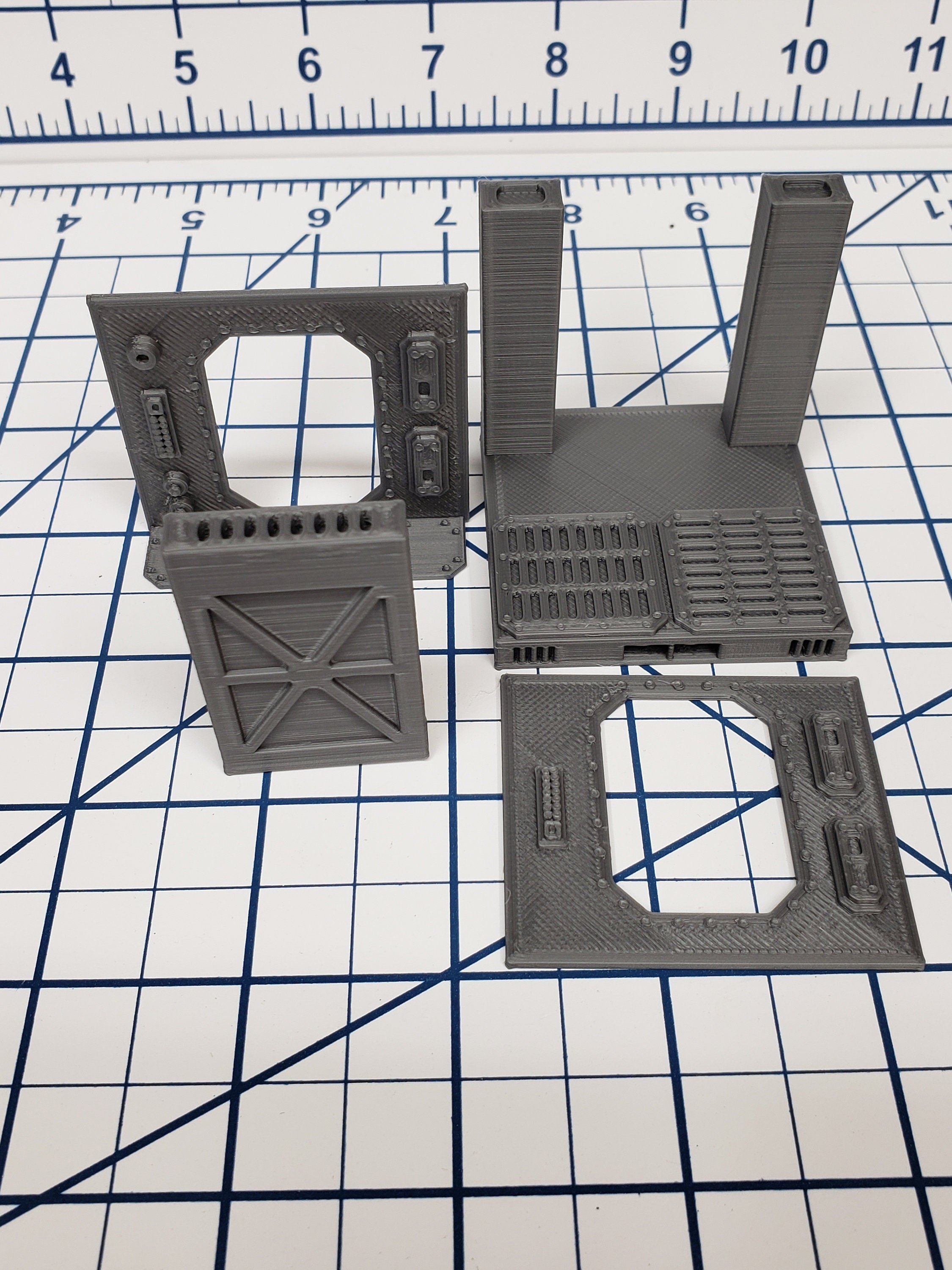 Doors - SciFi - Fat Dragon Games - DragonLock - DND - Pathfinder - RPG - Terrain - Space - Science Fiction 28 mm / 1"