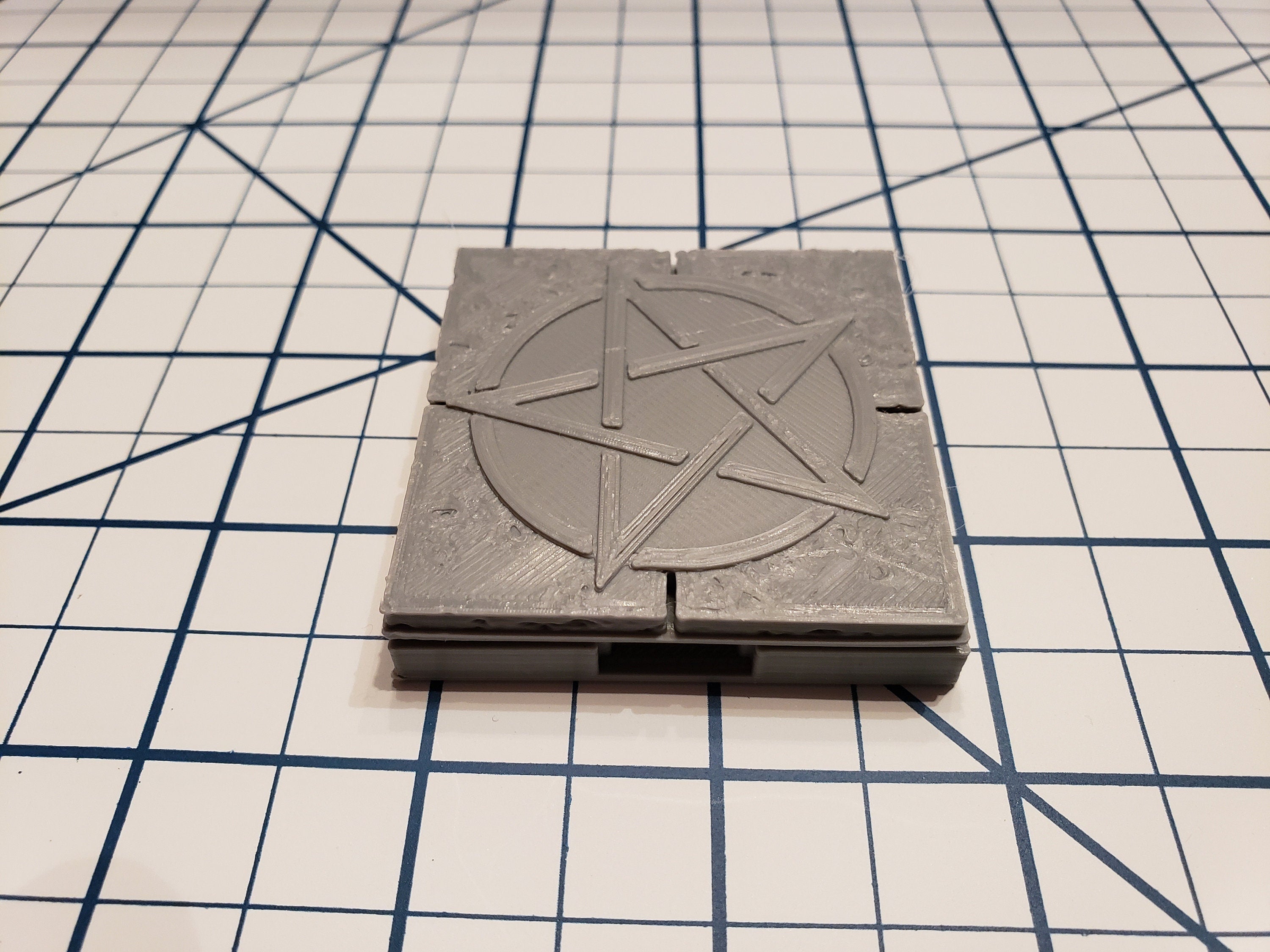 Cut Stone Floor Encounter Tile - OpenLock or DragonLock - Openforge - DND - Pathfinder - Dungeons & Dragons - RPG - Tabletop - 28 mm / 1"