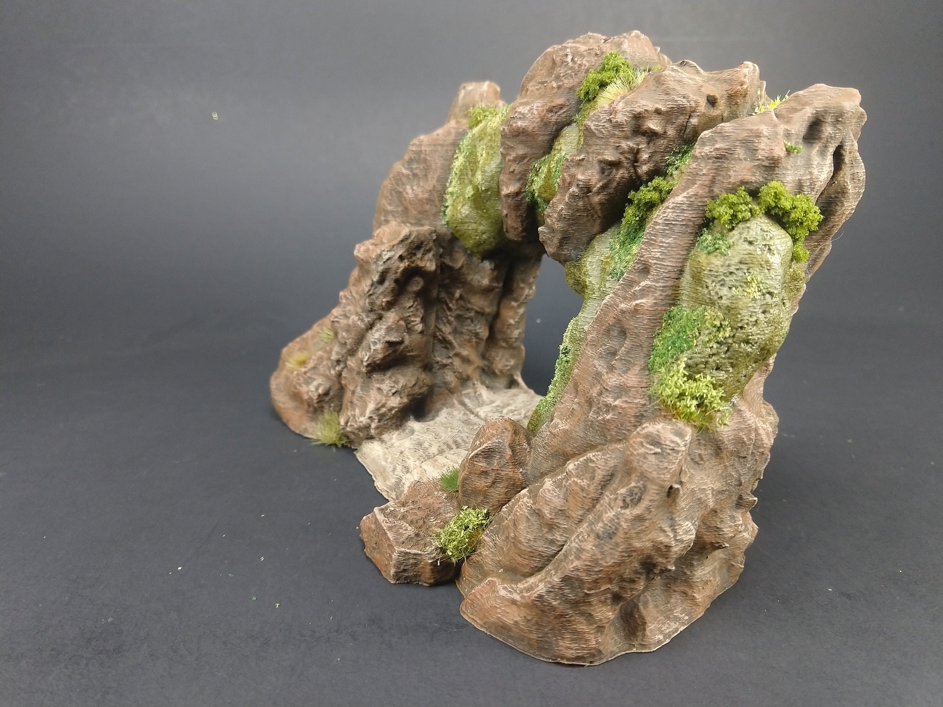 Cavern/Mine Entrance - OpenLock - Openforge - DND - Pathfinder - Dungeons & Dragons - RPG - Tabletop - 28 mm / 1"