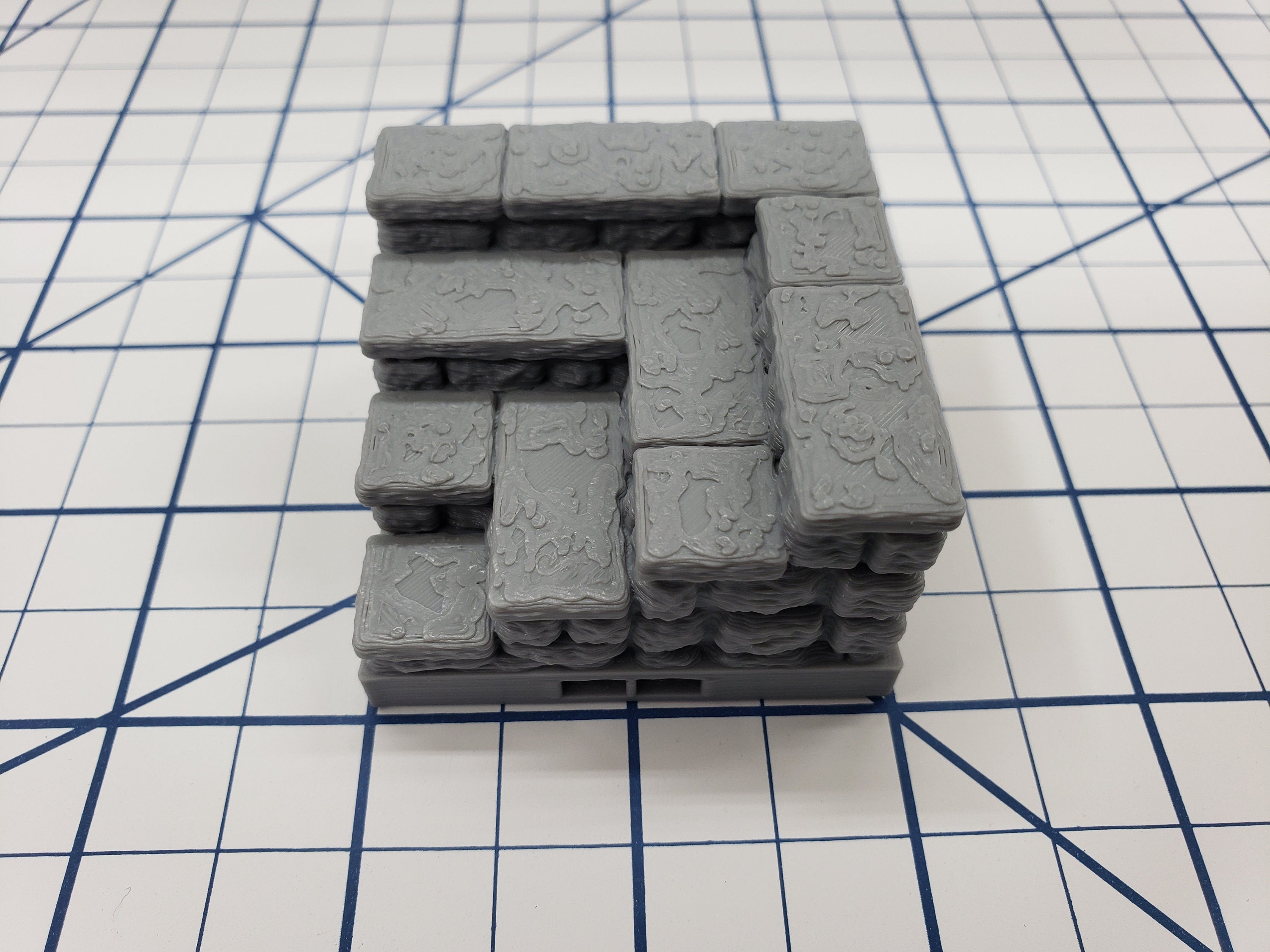 Dungeon Delve Raised Dais - DragonLock - DND - Pathfinder - RPG - Dungeon & Dragons - 28 mm / 1" - Fat Dragon Games