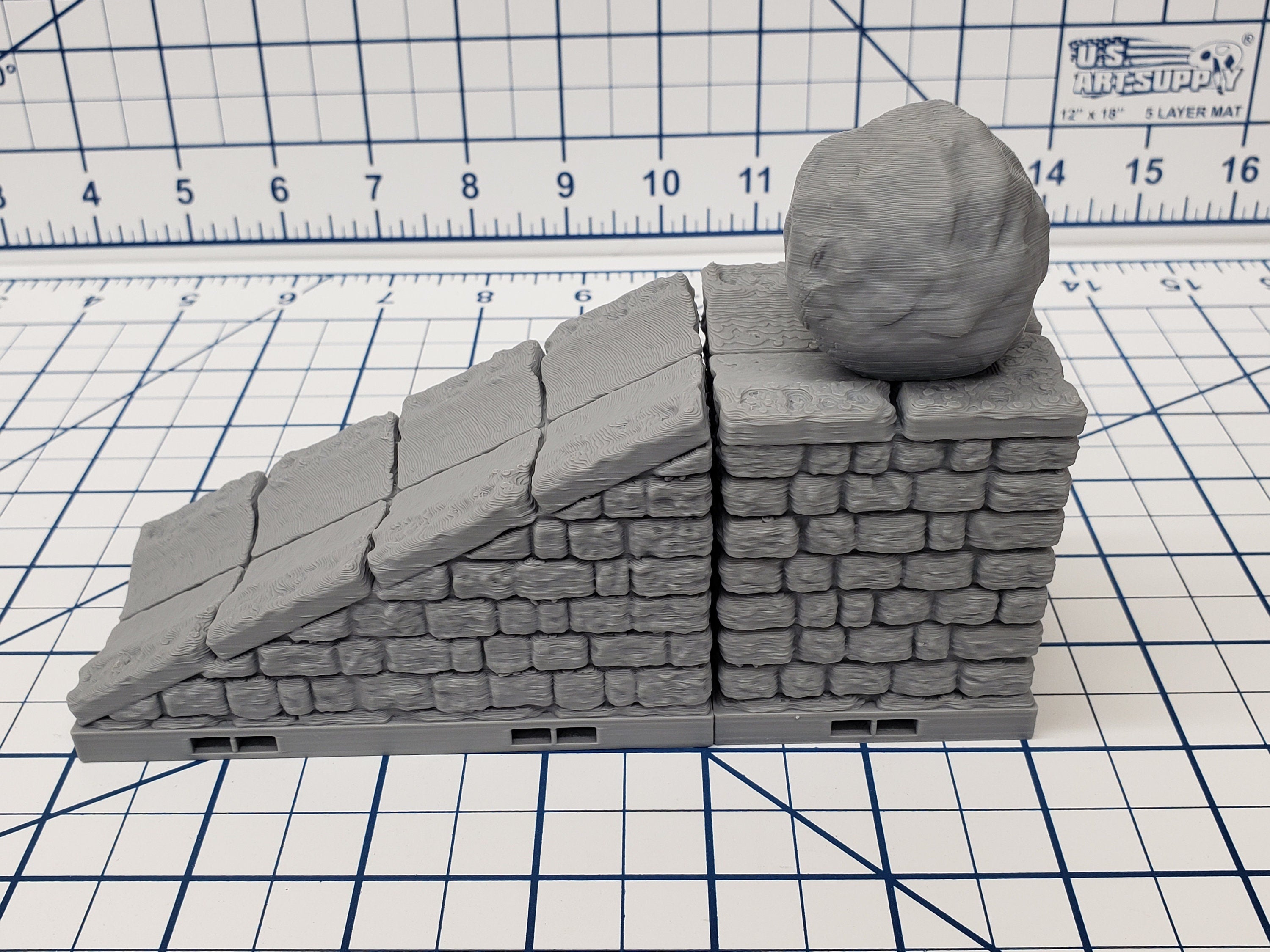 Dungeon Style - Boulder Ramp Trap - DragonLock - DND - Pathfinder - RPG - Dungeon & Dragons - 28 mm / 1" - Terrain - Fat Dragon Games