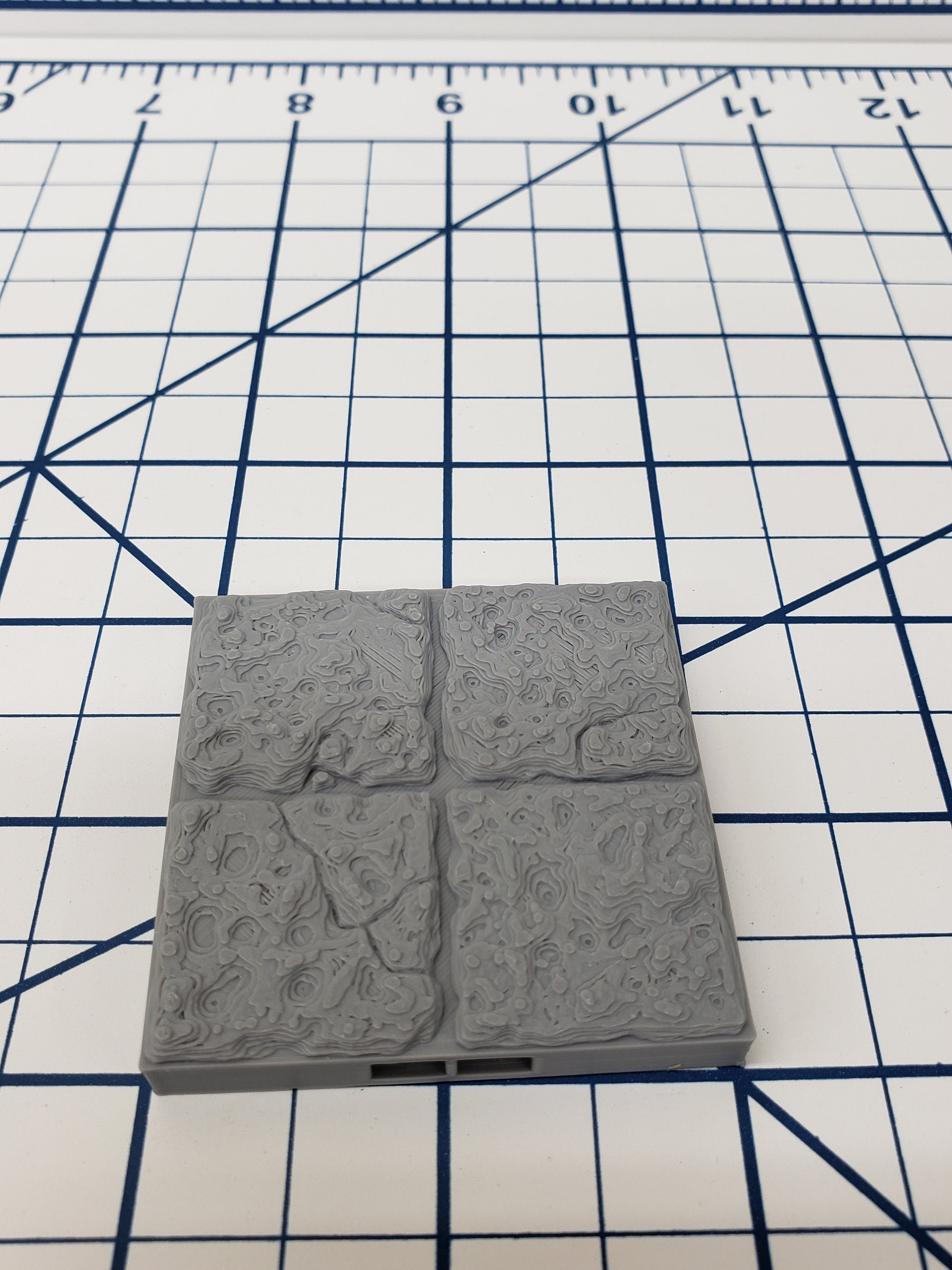 Dungeon Style - Floor Tiles - DragonLock - DND - Pathfinder - RPG - Dungeon & Dragons - 28 mm / 1" - Terrain - Fat Dragon Games
