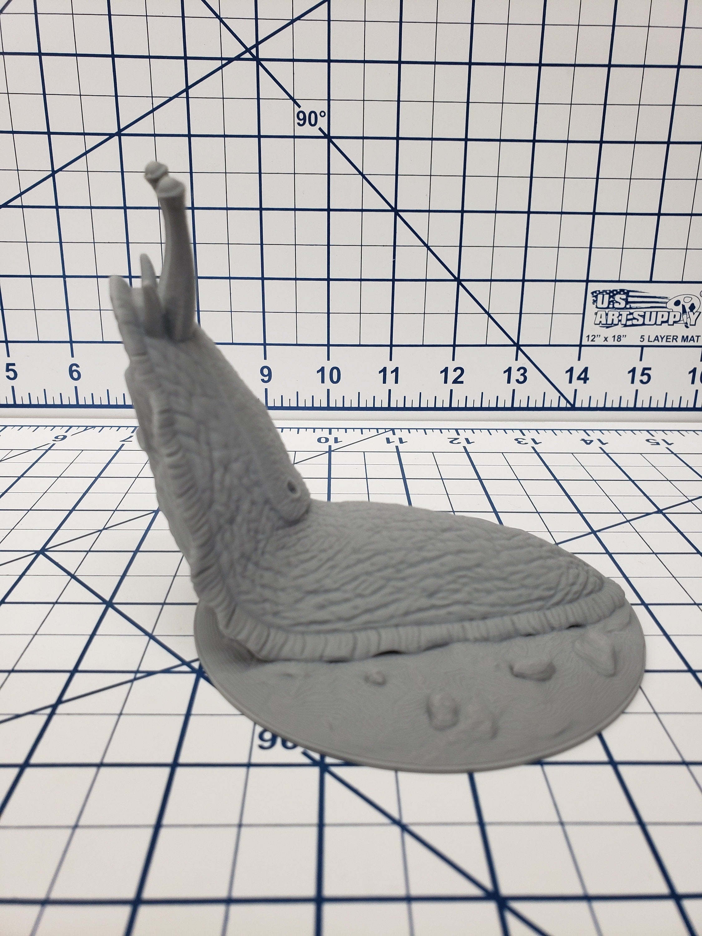 Giant Slug - DND - Pathfinder - RPG - Dungeon & Dragons - Miniature - Mini - 28 mm / 1" - Fat Dragon Games