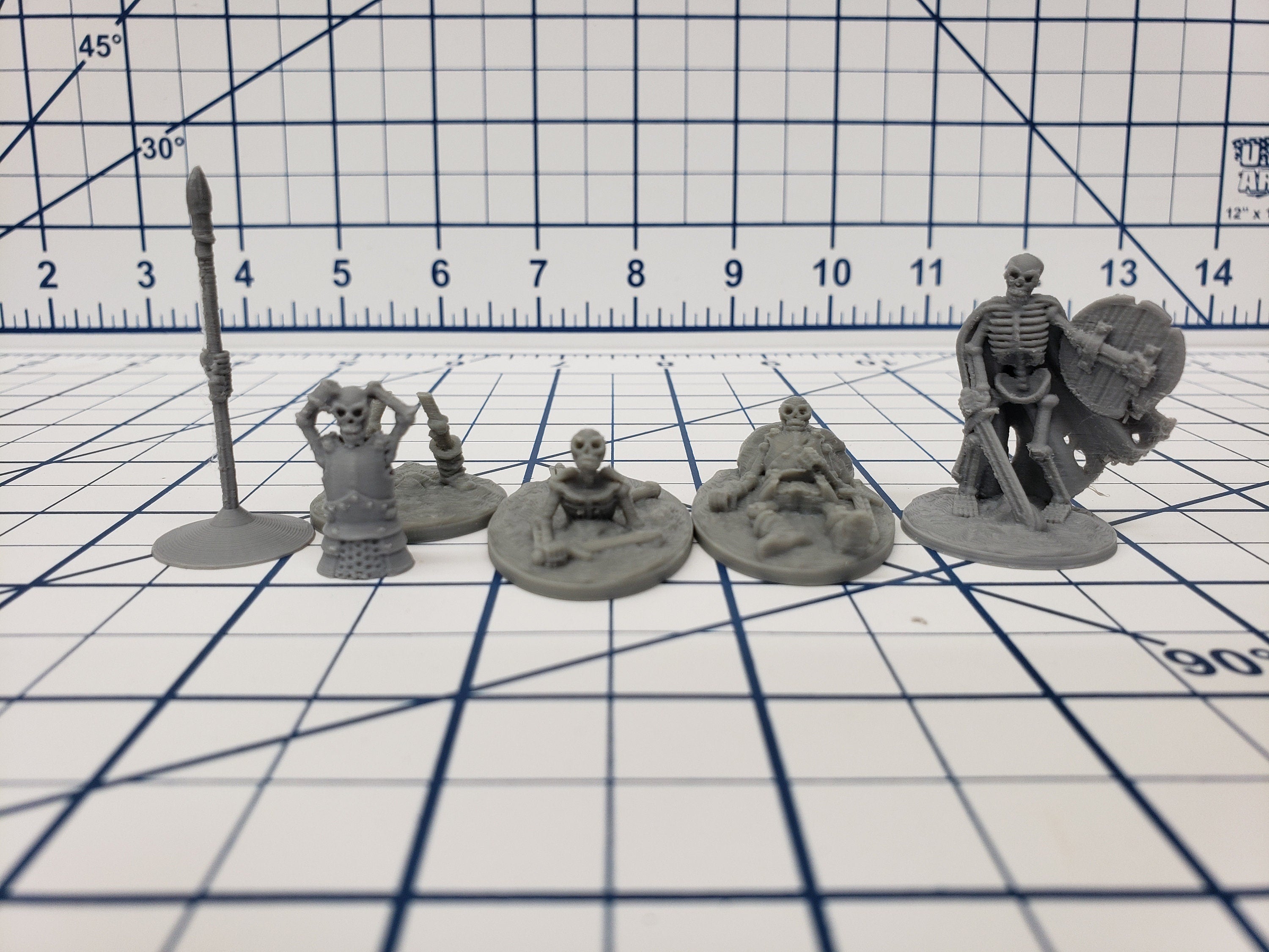 Skeleton Miniatures Sets - DND - Pathfinder - RPG - Dungeon & Dragons - Miniature - Mini - 28 mm / 1" - Fat Dragon Games