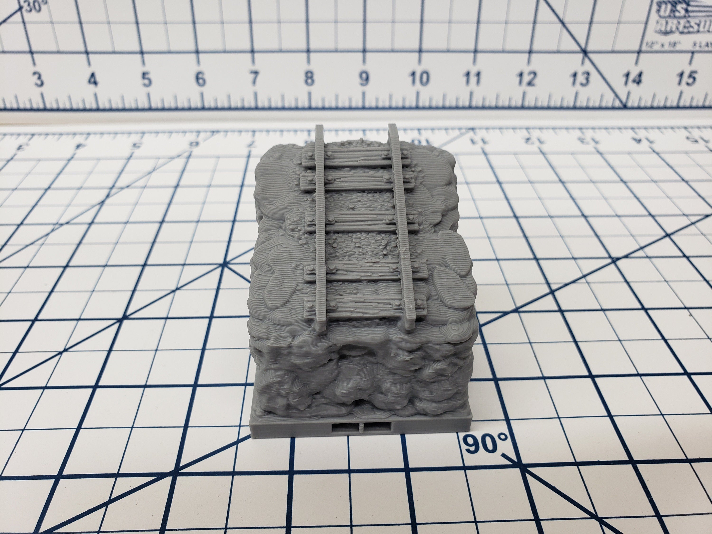 Caverns - Elevated Mine Tiles- DragonLock - DND - Pathfinder - RPG - Dungeon & Dragons - 28 mm / 1" - Terrain - Fat Dragon Games
