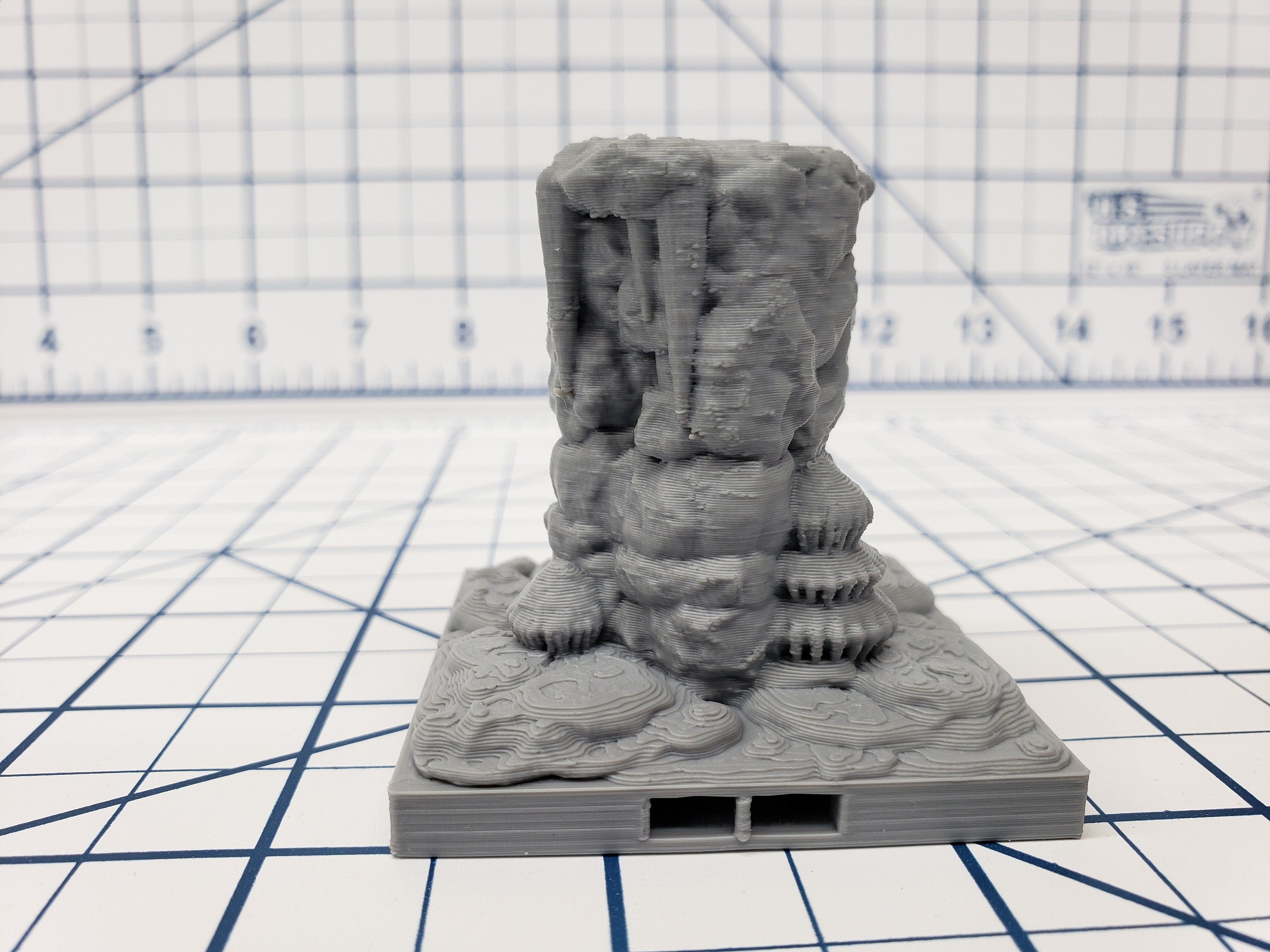 Caverns - Floor Tiles- DragonLock - DND - Pathfinder - RPG - Dungeon & Dragons - 28 mm / 1" - Terrain - Fat Dragon Games