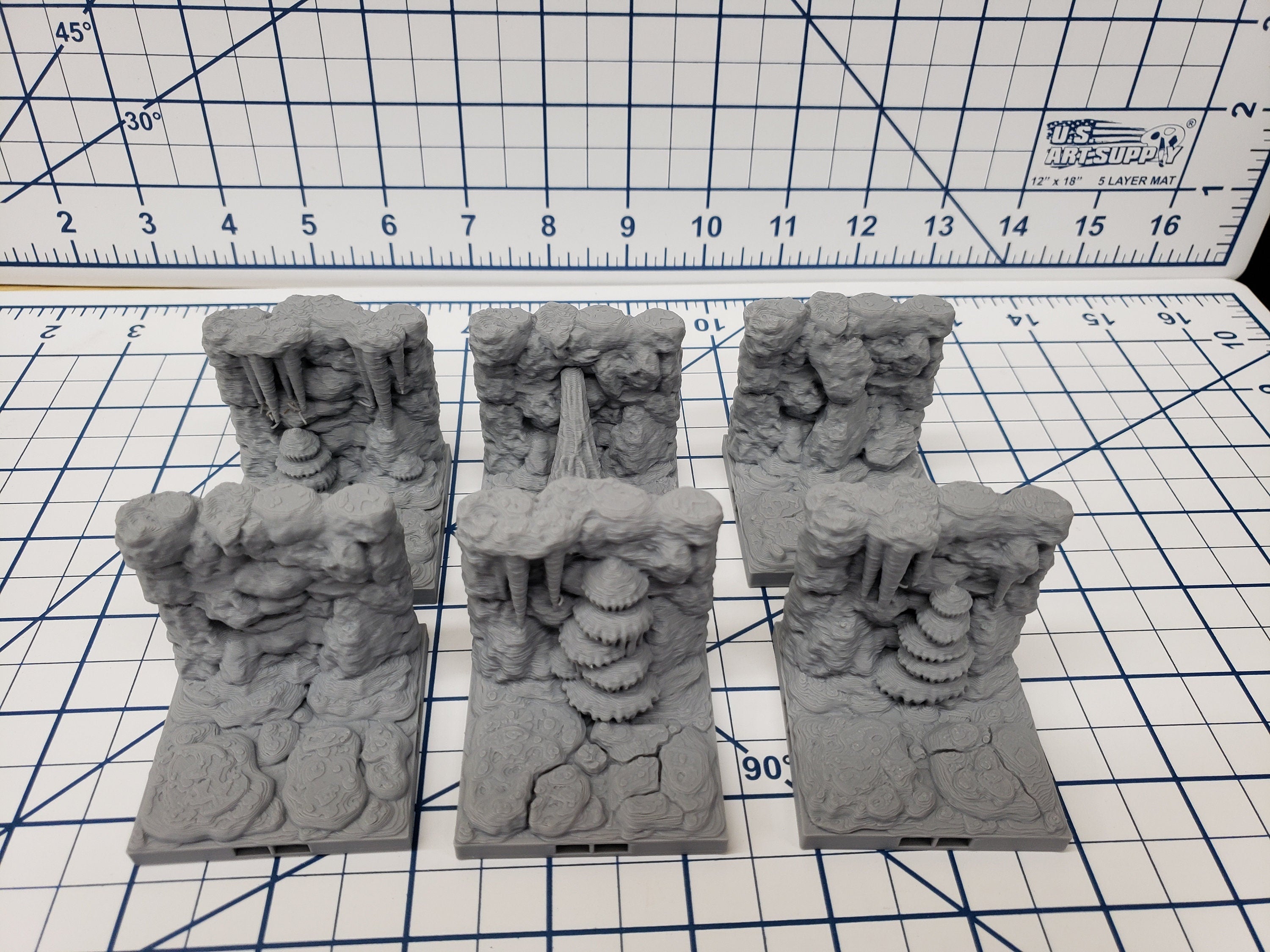 Caverns - Straight Wall Tiles- DragonLock - DND - Pathfinder - RPG - Dungeon & Dragons - 28 mm / 1" - Terrain - Fat Dragon Games