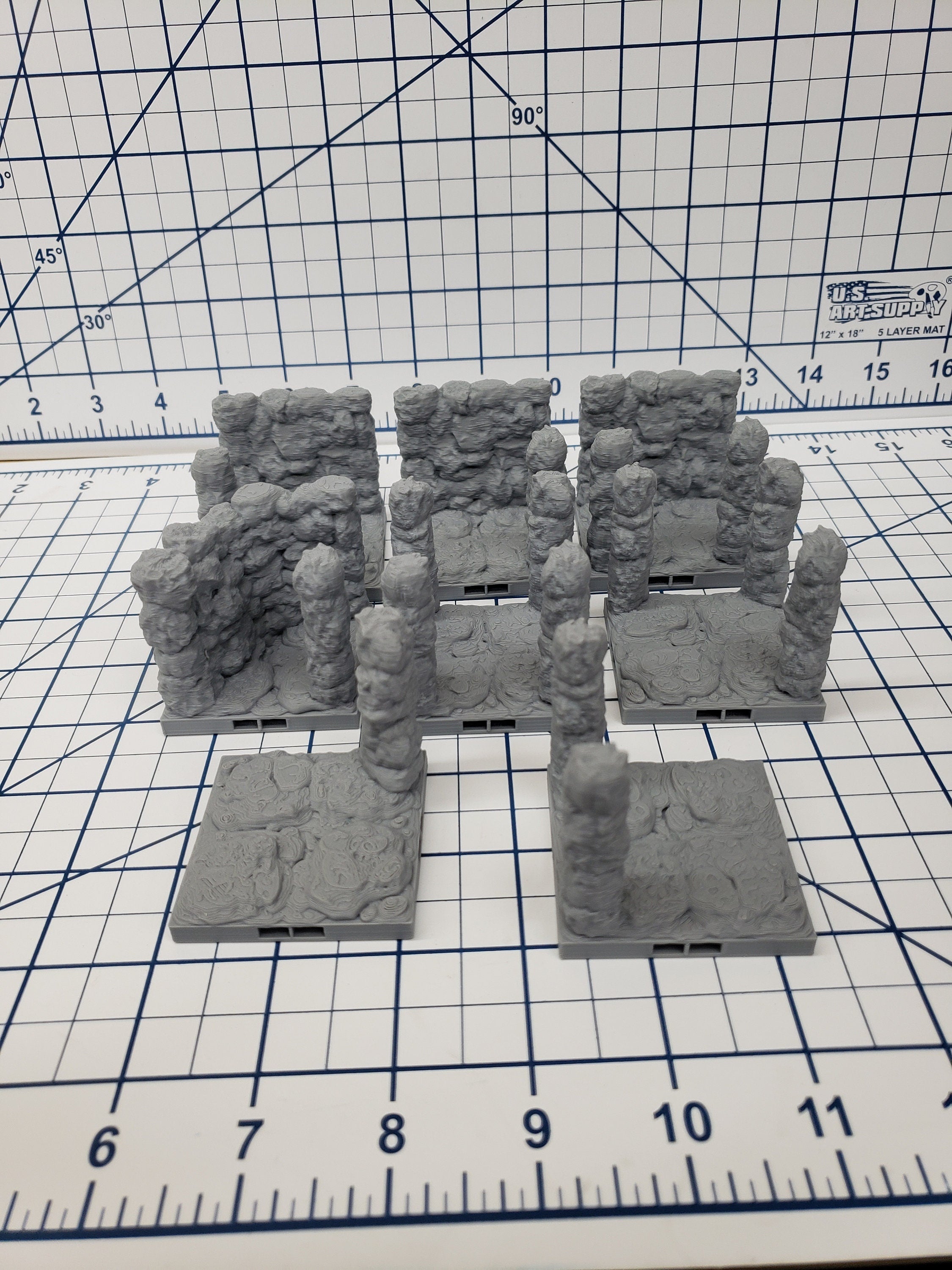 Caverns - Pillar Tiles- DragonLock - DND - Pathfinder - RPG - Dungeon & Dragons - 28 mm / 1" - Terrain - Fat Dragon Games