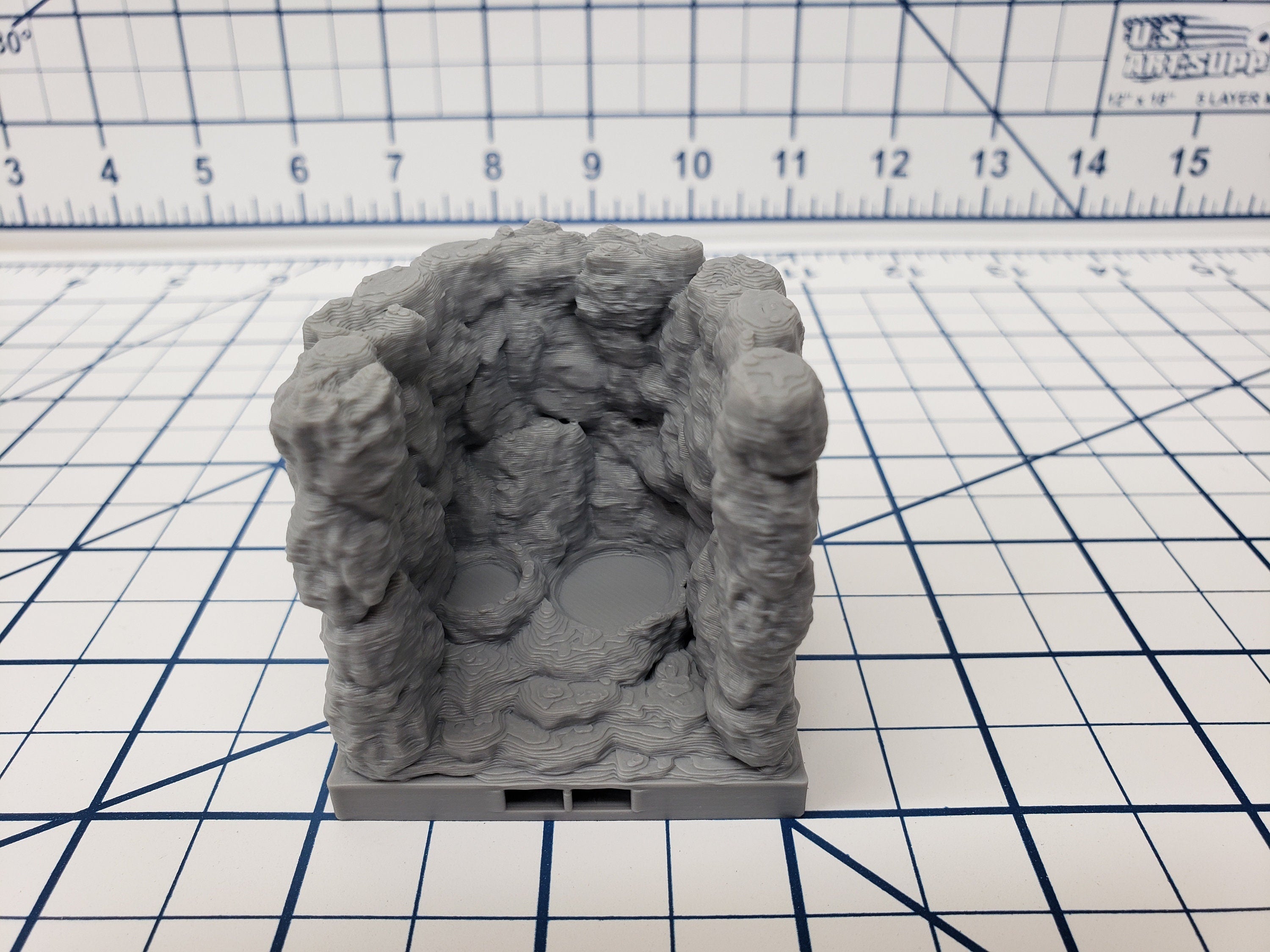 Caverns - Narrow Passage Tiles- DragonLock - DND - Pathfinder - RPG - Dungeon & Dragons - 28 mm / 1" - Terrain - Fat Dragon Games