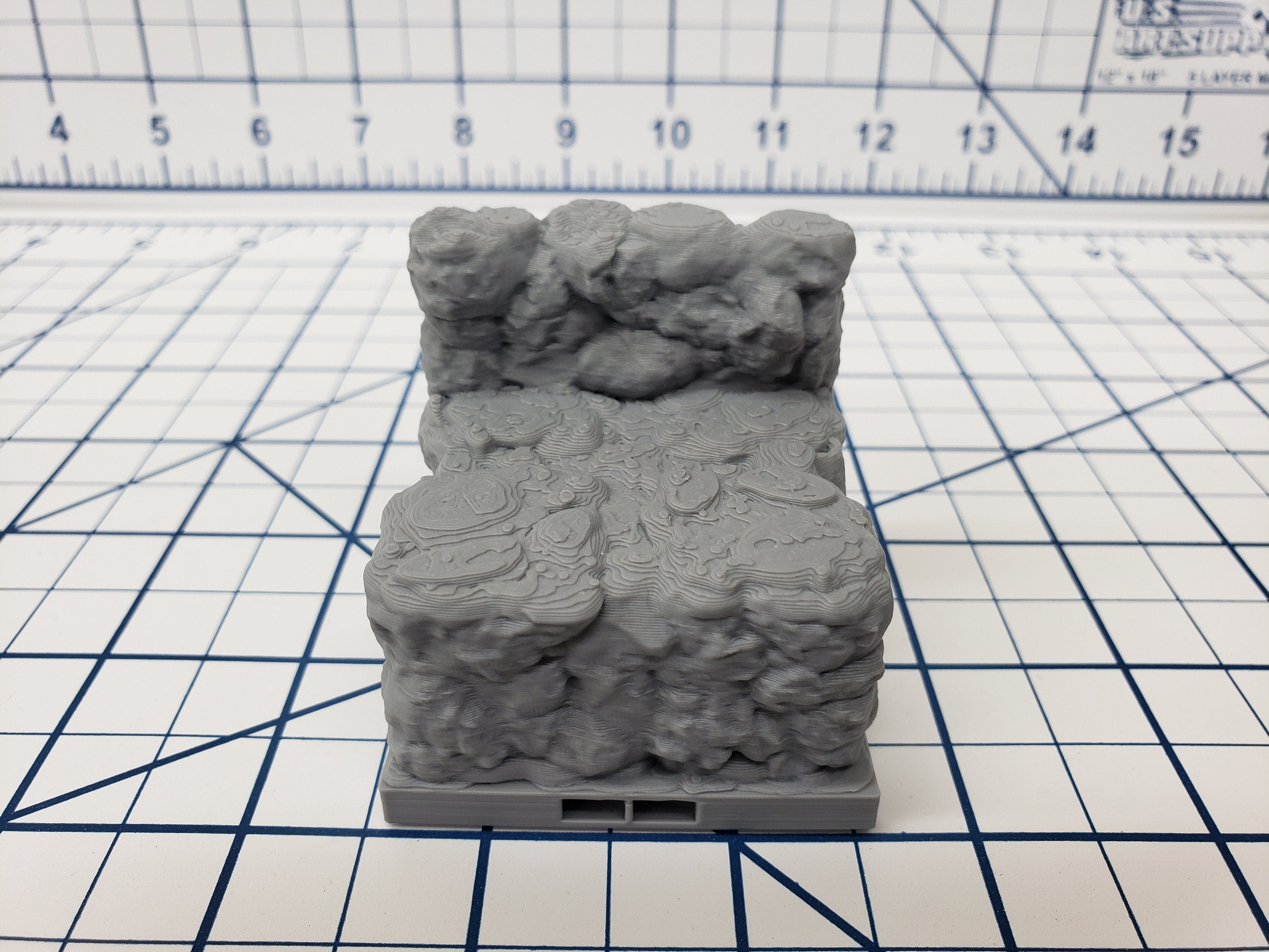 Caverns - Elevated Wall Tiles- DragonLock - DND - Pathfinder - RPG - Dungeon & Dragons - 28 mm / 1" - Terrain - Fat Dragon Games