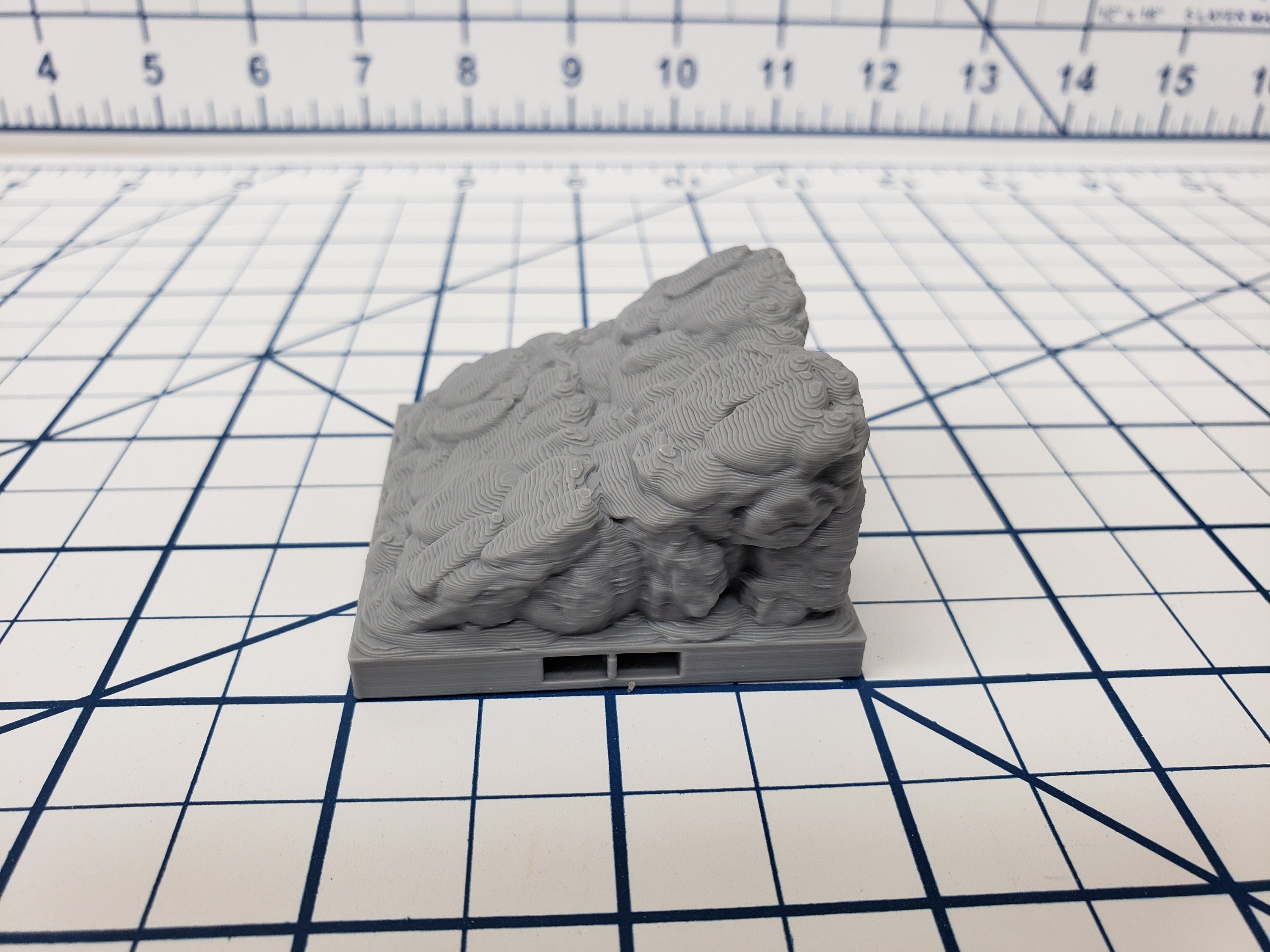 Caverns - Elevated Floor Tiles - DragonLock - DND - Pathfinder - RPG - Dungeon & Dragons - 28 mm / 1" - Terrain - Fat Dragon Games