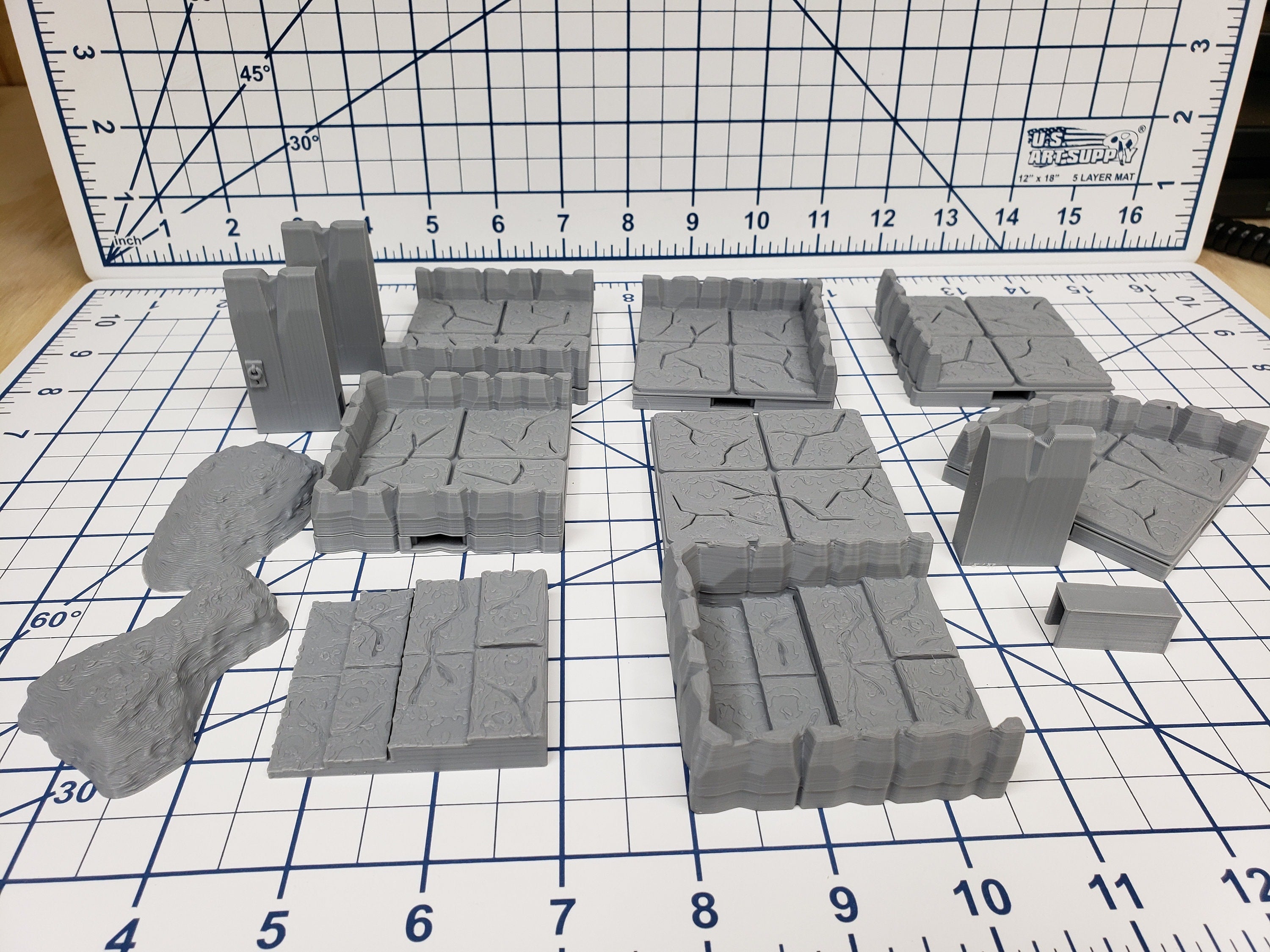 True Tiles - Ice Tiles Deluxe Set 75 Tiles! - OpenLock - DND - Pathfinder - Dungeons & Dragons - Terrain - RPG - Tabletop - 28 mm / 1"