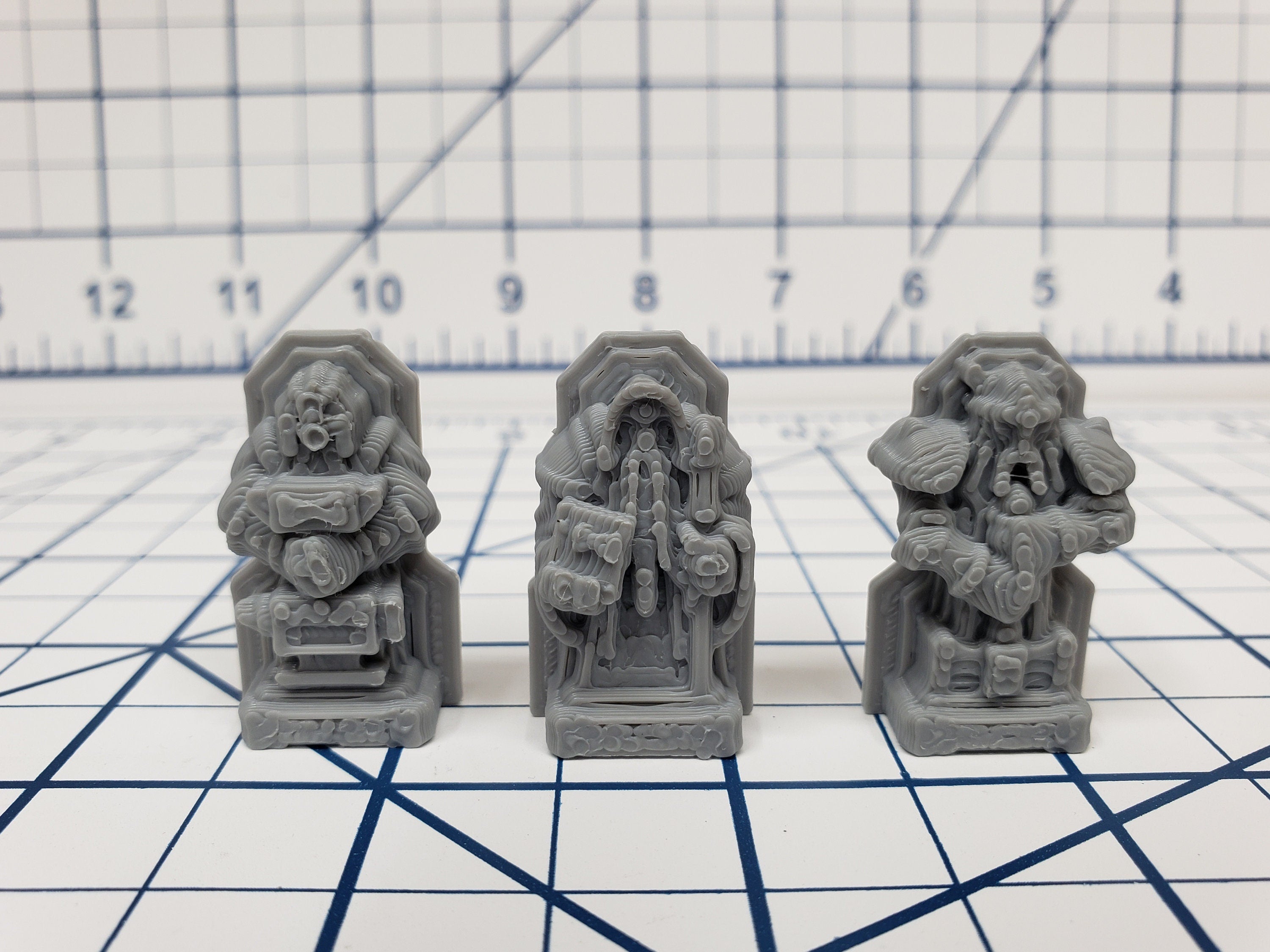 Mountain King - Throne Tile - DragonLock - 28 mm / 1" - Fat Dragon Games