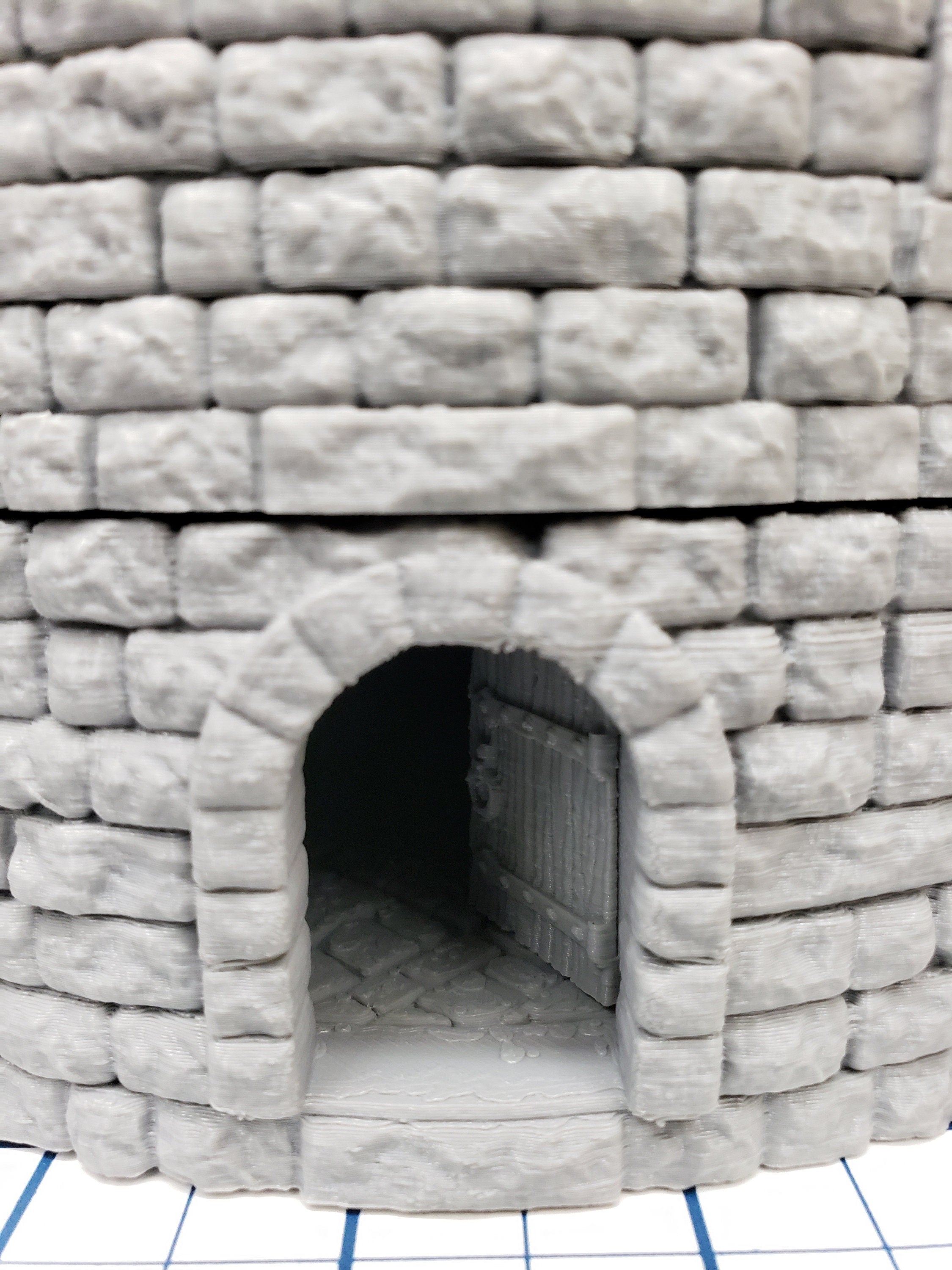 Ultimate Tower - Huge - DragonLock - DND - Pathfinder - RPG - Dungeon & Dragons - 28 mm / 1" - Fat Dragon Games