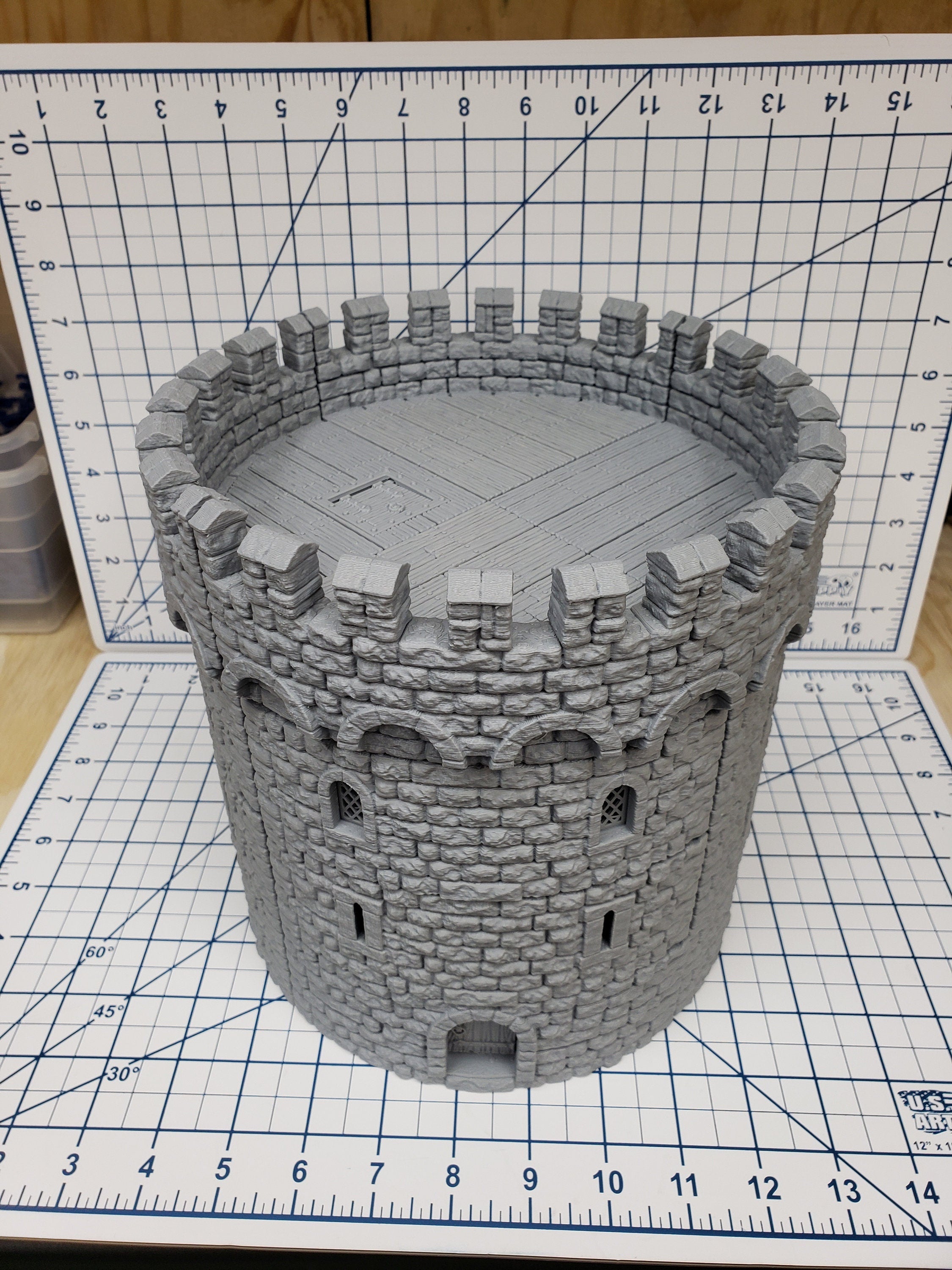 Ultimate Tower - Huge - DragonLock - DND - Pathfinder - RPG - Dungeon & Dragons - 28 mm / 1" - Fat Dragon Games