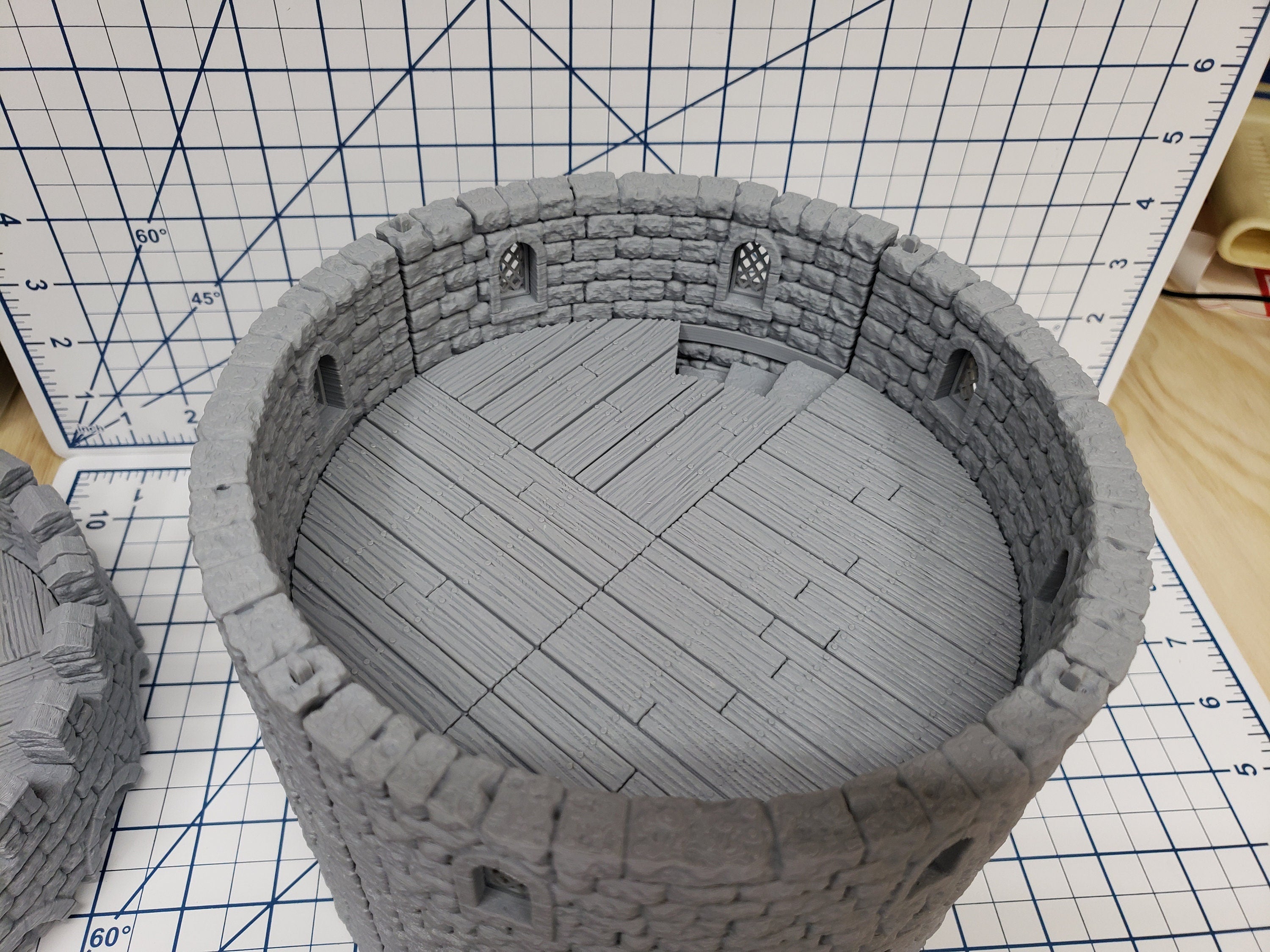 Ultimate Tower - Huge - DragonLock - DND - Pathfinder - RPG - Dungeon & Dragons - 28 mm / 1" - Fat Dragon Games