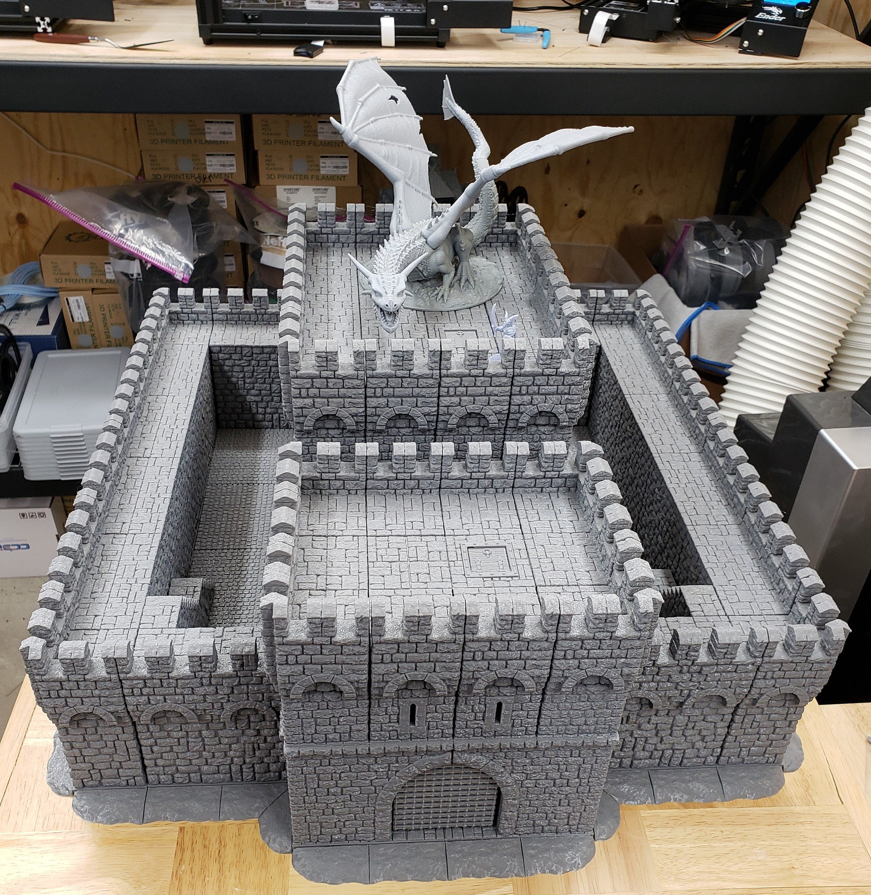 Massive Castle Fortress - DragonLock - DND - Pathfinder - RPG - Dungeon & Dragons - 28 mm / 1" - Fat Dragon Games