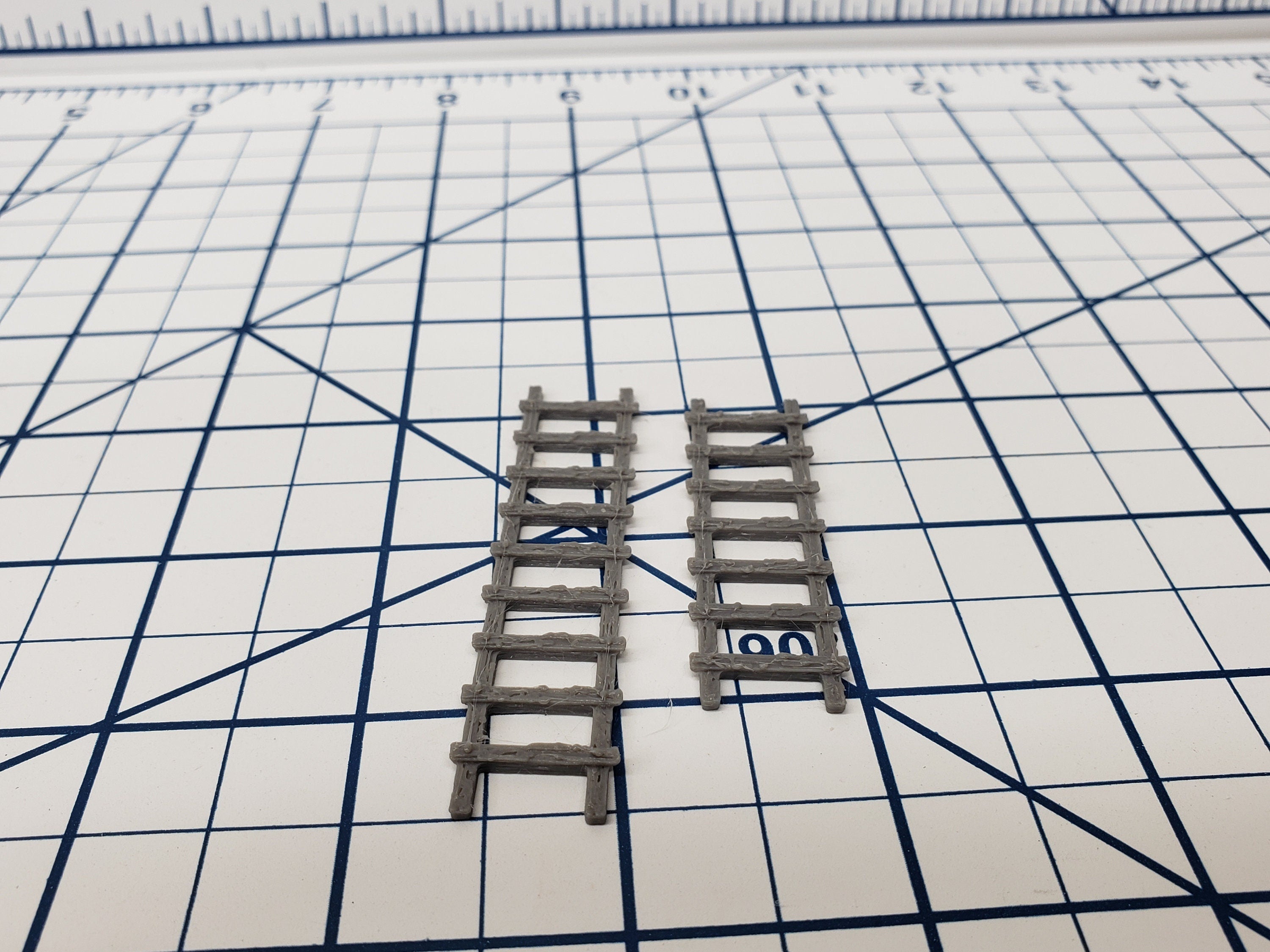 Castle Style - Stairs and Ladders - DragonLock - DND - Pathfinder - RPG - Dungeon & Dragons - 28 mm / 1" - Terrain - Fat Dragon Games