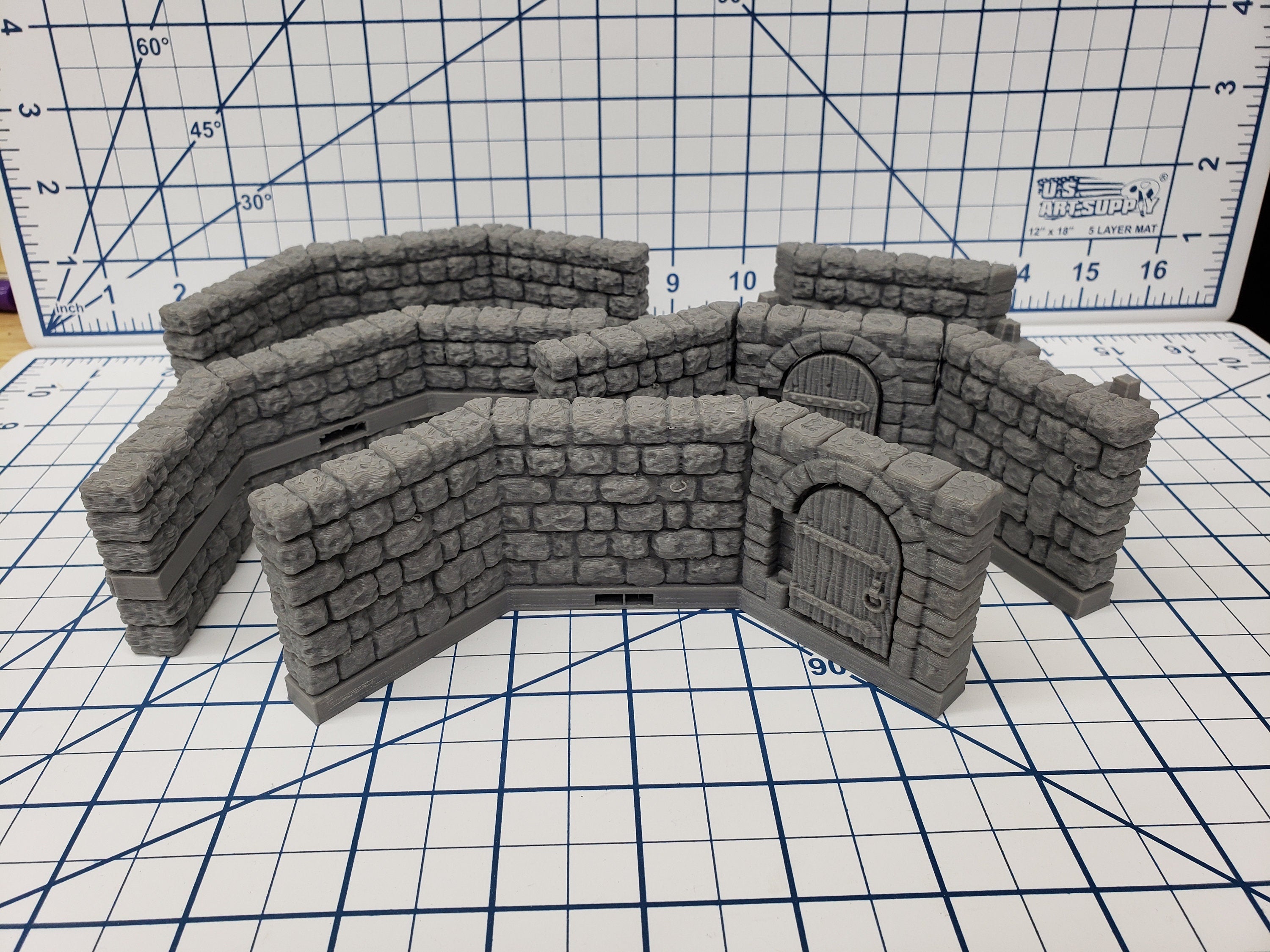 Castle Style - Castle to Tower Adapters - DragonLock - DND - Pathfinder - RPG - Dungeon & Dragons - 28 mm / 1" - Terrain - Fat Dragon Games
