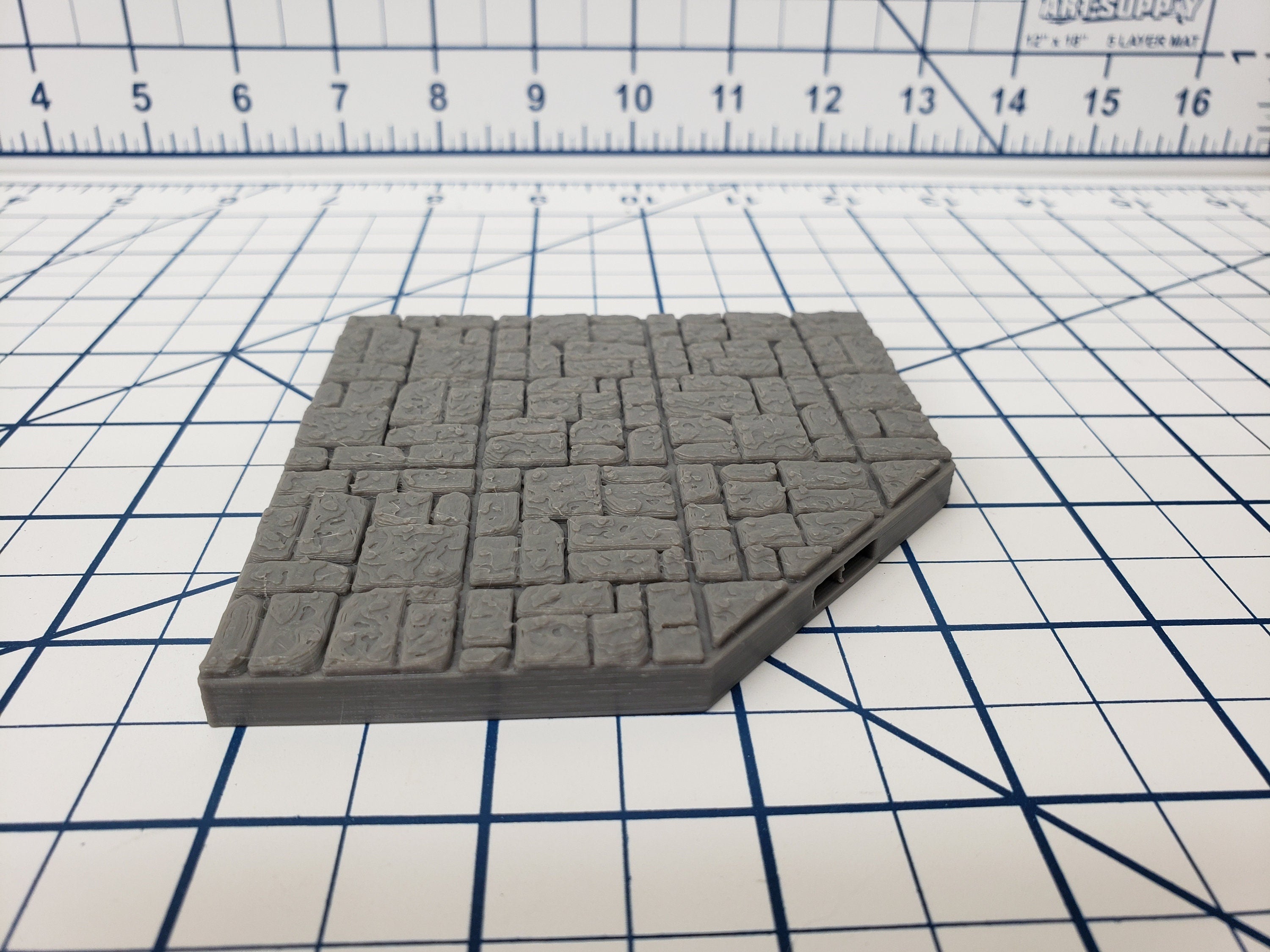 Castle Style - Castle to Tower Adapters - DragonLock - DND - Pathfinder - RPG - Dungeon & Dragons - 28 mm / 1" - Terrain - Fat Dragon Games
