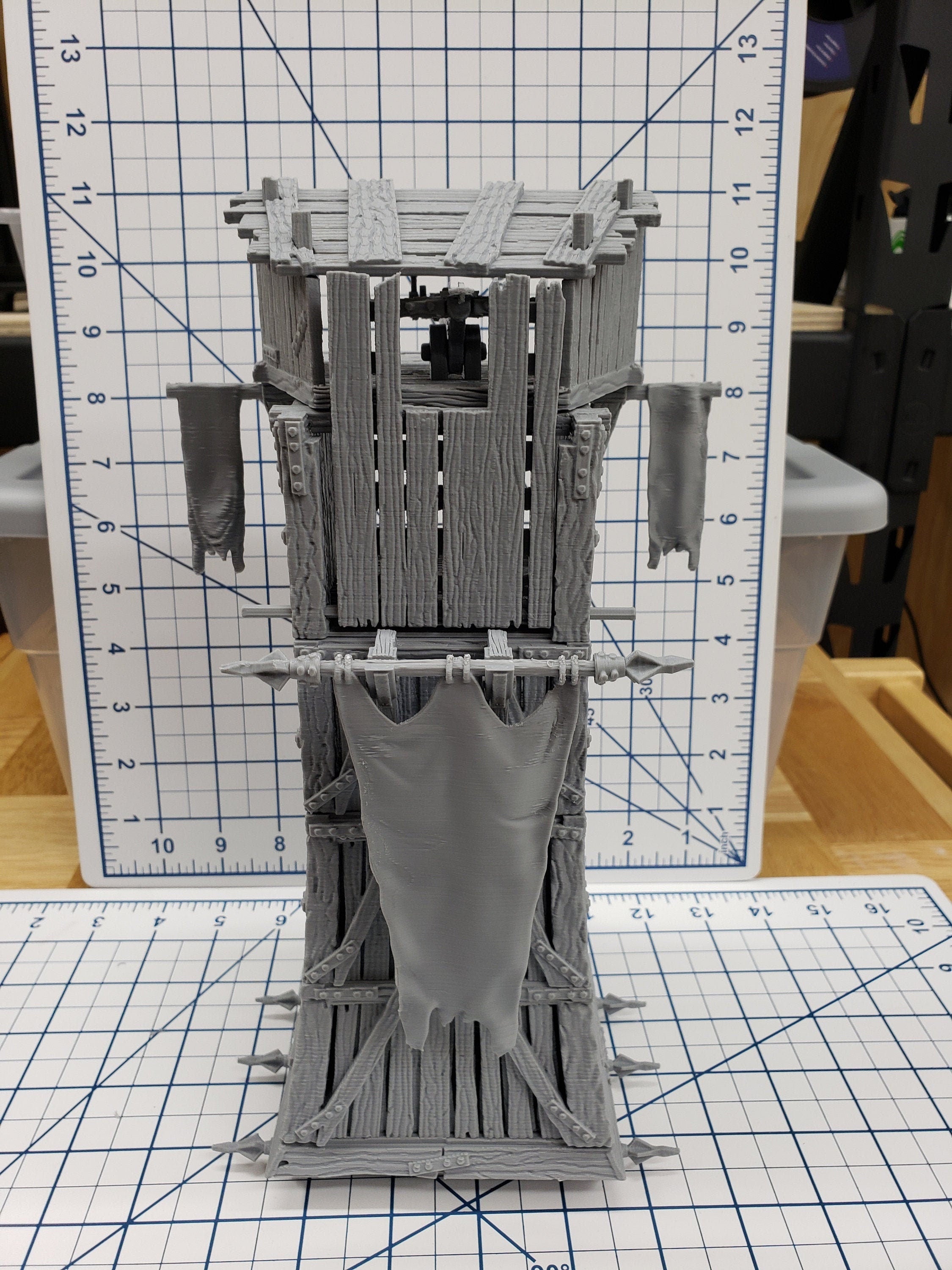 Siege Tower - DND - Pathfinder - Dungeons & Dragons - RPG - Tabletop - Terrain - 28 mm / 1" - - Gamescape3d