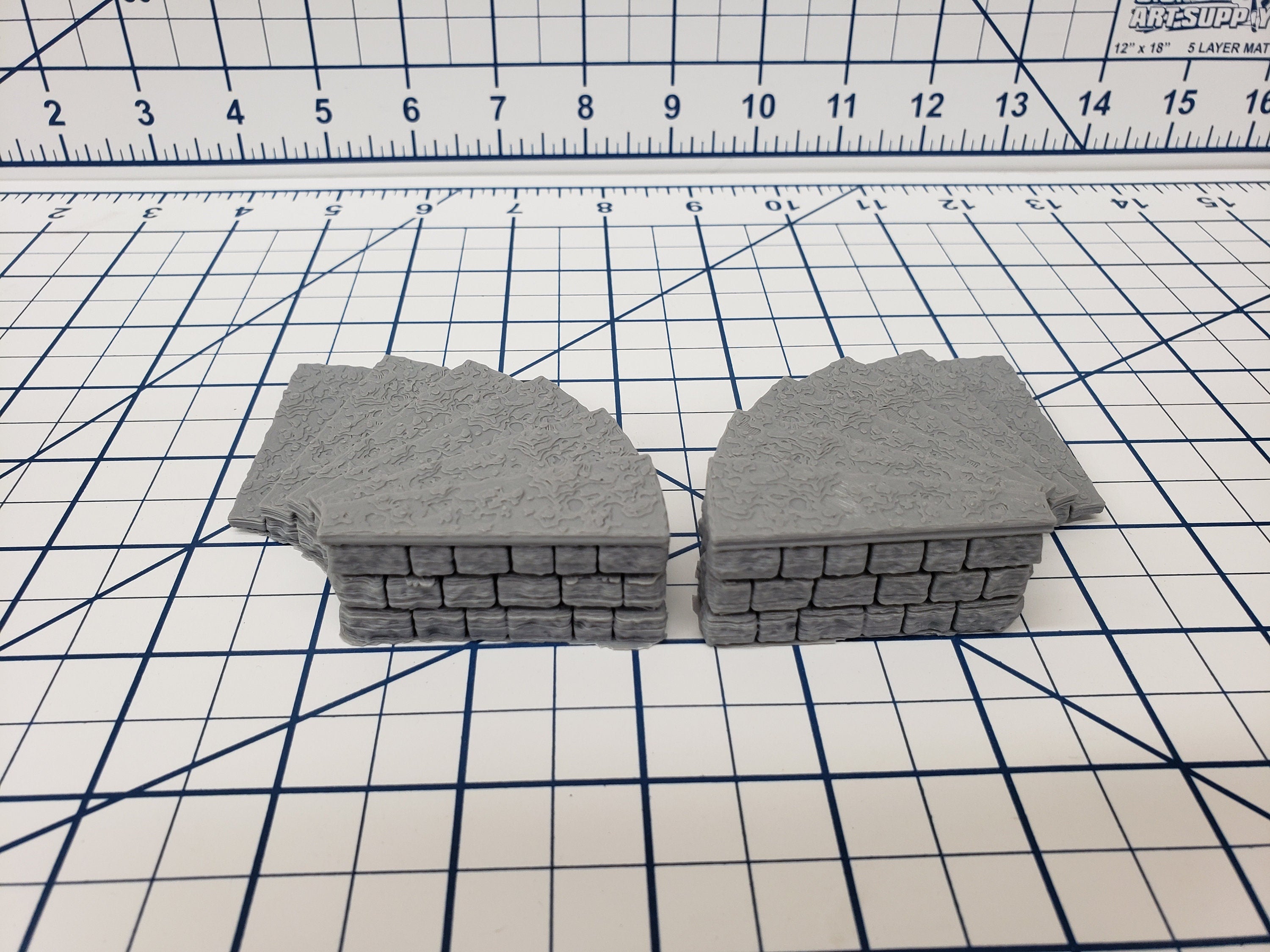 Dungeon Style - Stairs - DragonLock - DND - Pathfinder - RPG - Dungeon & Dragons - 28 mm / 1" - Terrain - Fat Dragon Games