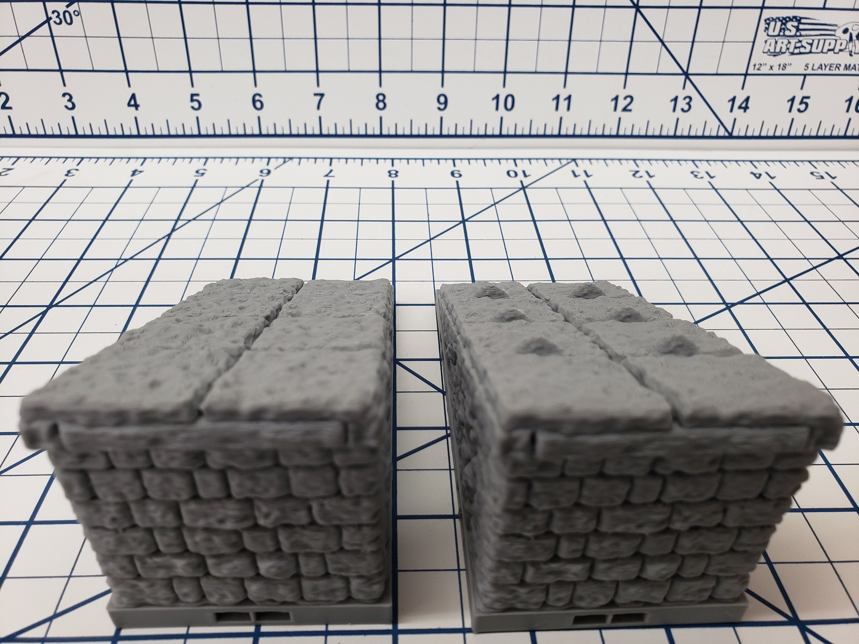 Dungeon Style - Ramps / Elevated Tiles - DragonLock - DND - Pathfinder - RPG - Dungeon & Dragons - 28 mm / 1" - Terrain - Fat Dragon Games
