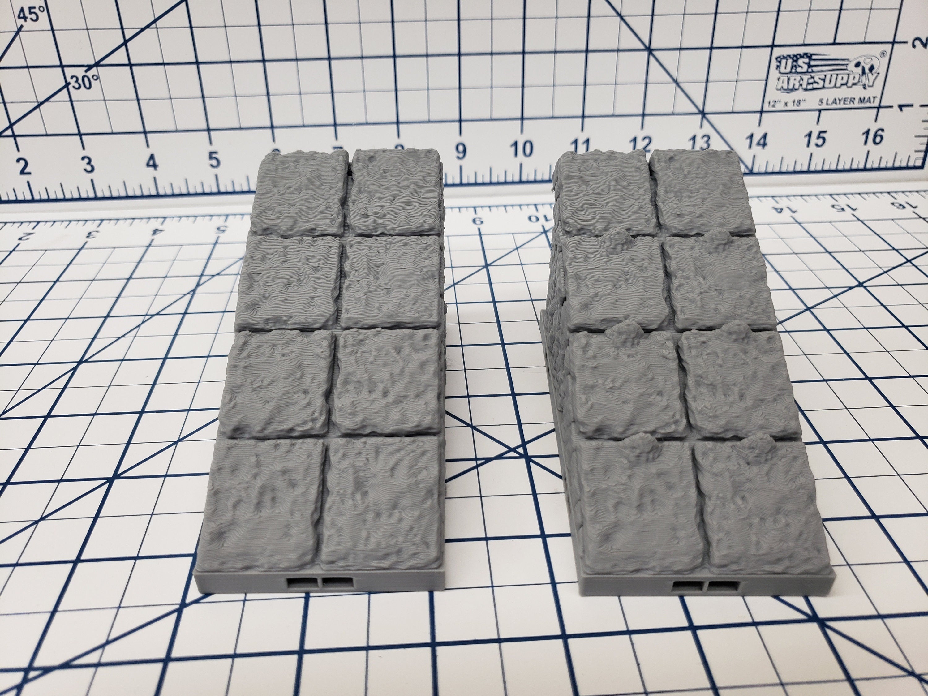 Dungeon Style - Ramps / Elevated Tiles - DragonLock - DND - Pathfinder - RPG - Dungeon & Dragons - 28 mm / 1" - Terrain - Fat Dragon Games