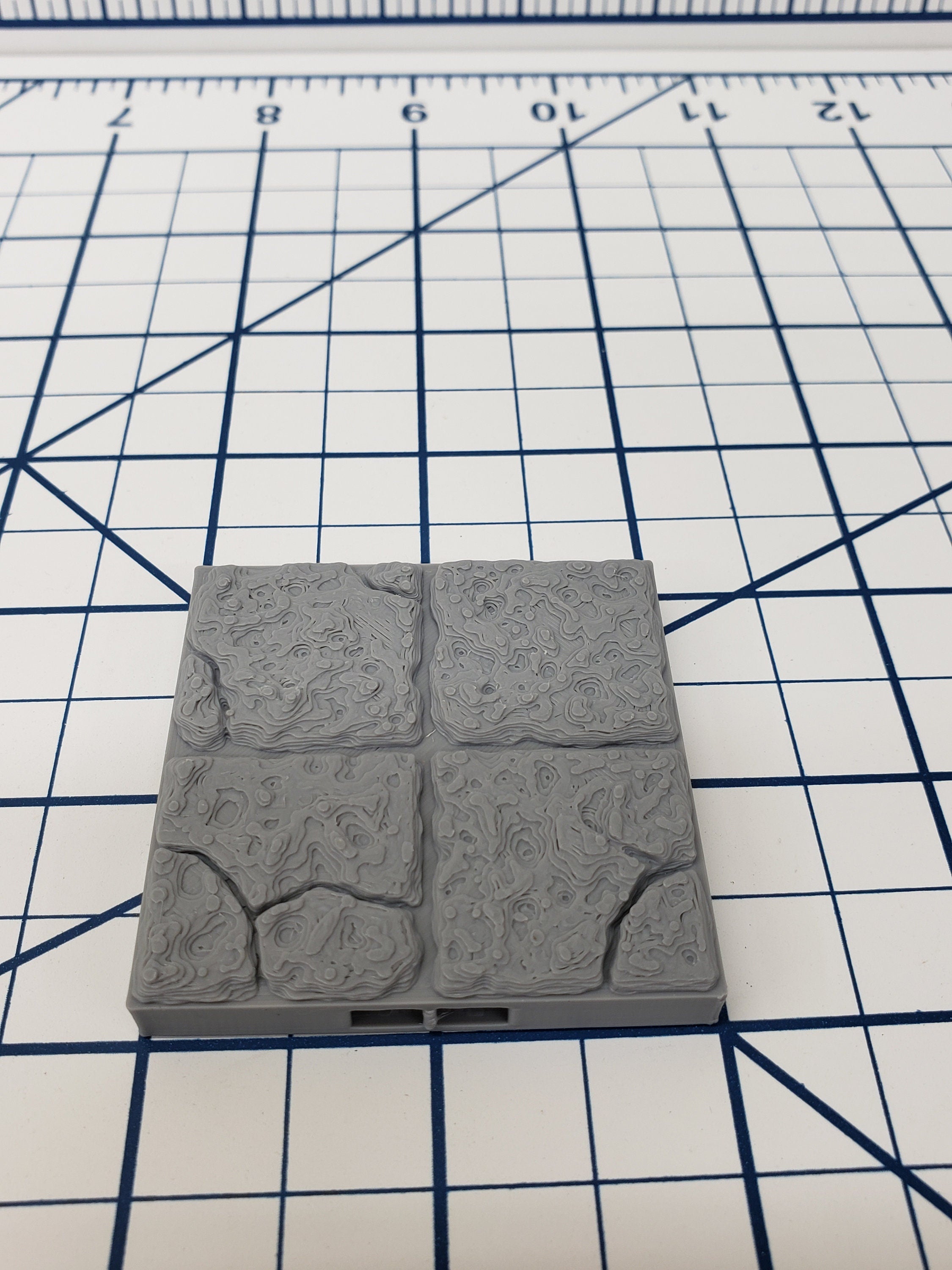 Dungeon Style - Floor Tiles - DragonLock - DND - Pathfinder - RPG - Dungeon & Dragons - 28 mm / 1" - Terrain - Fat Dragon Games