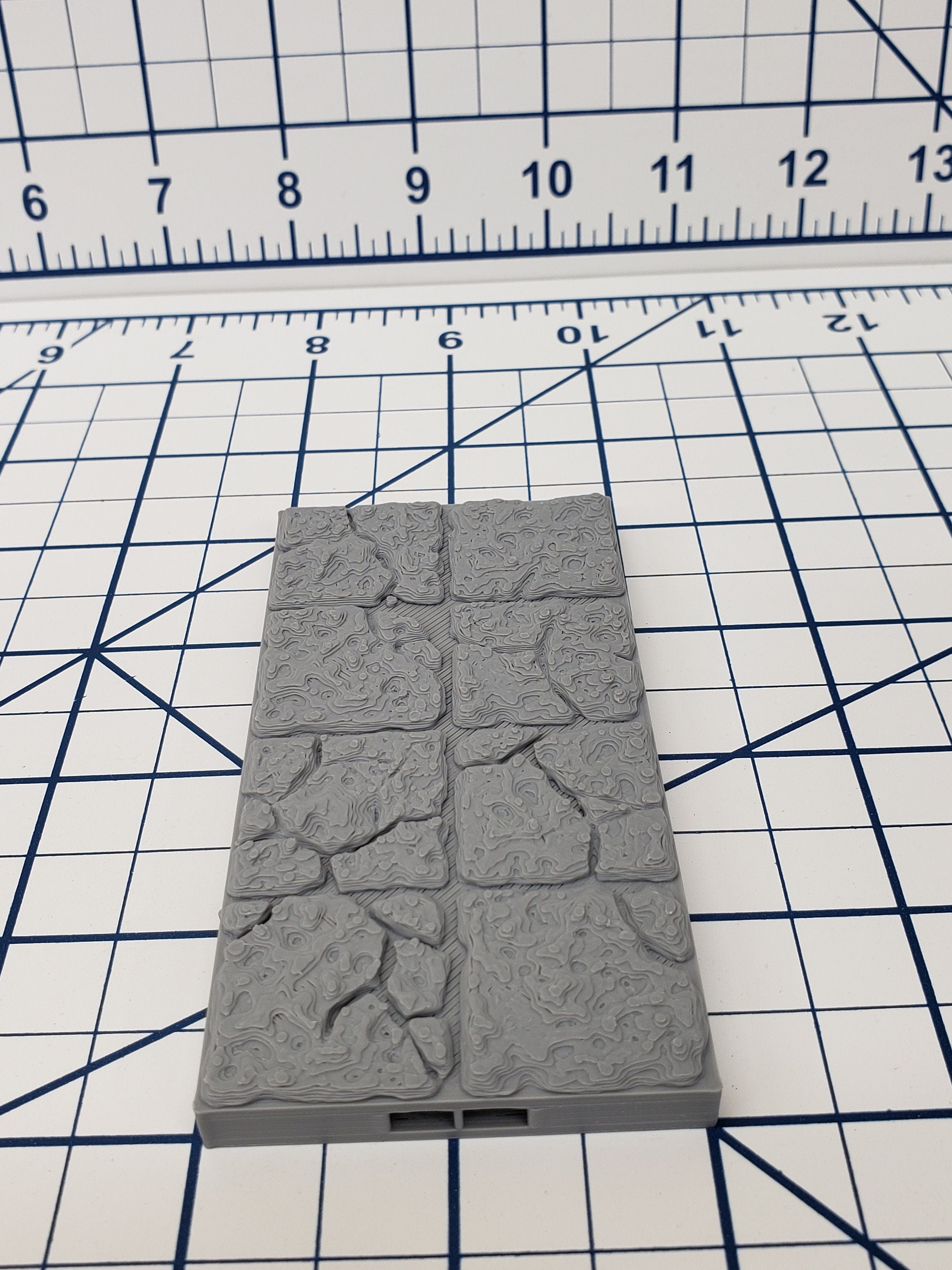 Dungeon Style - Ruined Floor Tiles - DragonLock - DND - Pathfinder - RPG - Dungeon & Dragons - 28 mm / 1" - Terrain - Fat Dragon Games