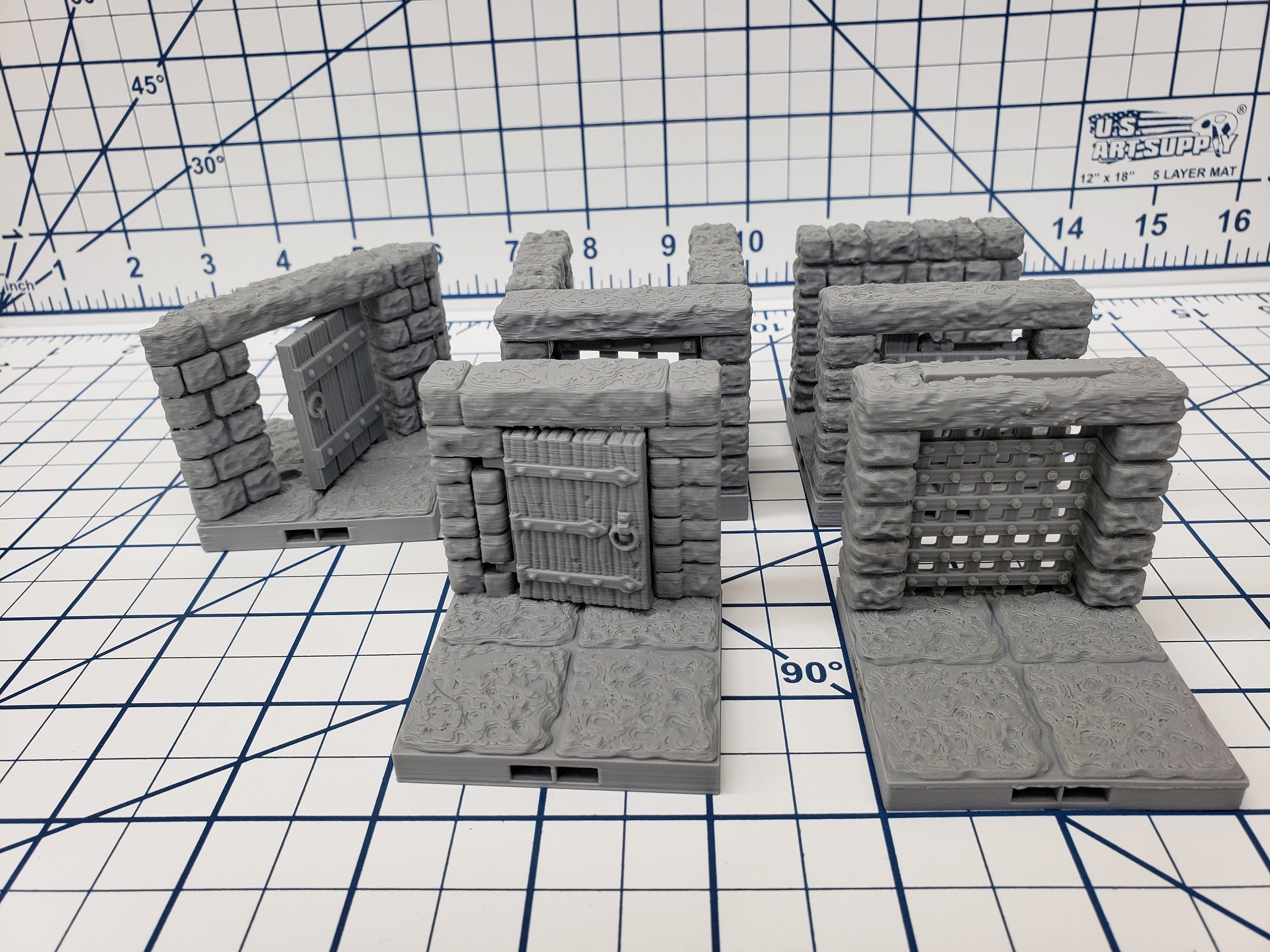 Dungeon Style - Single Doors - DragonLock - DND - Pathfinder - RPG - Dungeon & Dragons - 28 mm / 1" - Terrain - Fat Dragon Games