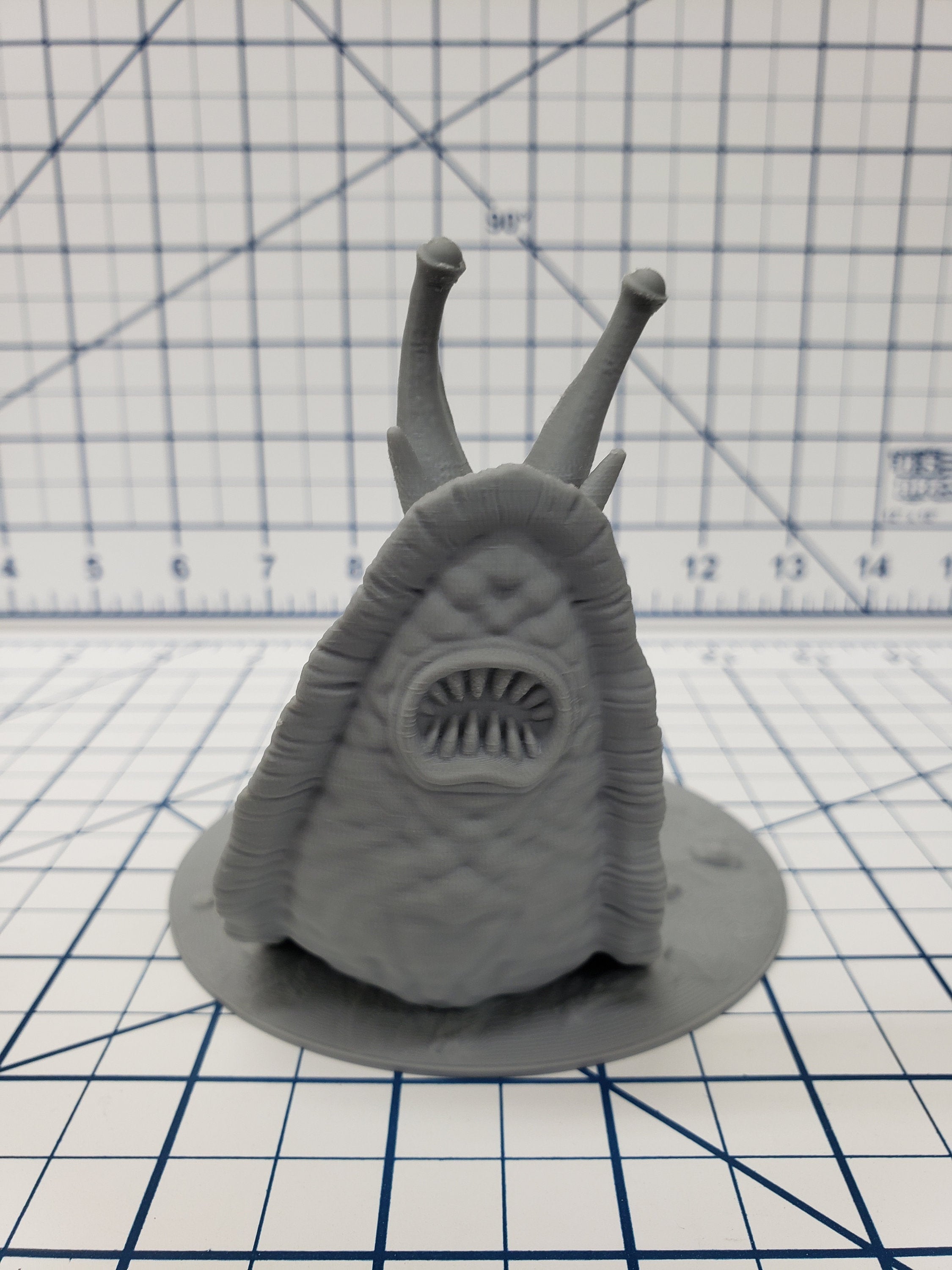 Giant Slug - DND - Pathfinder - RPG - Dungeon & Dragons - Miniature - Mini - 28 mm / 1" - Fat Dragon Games