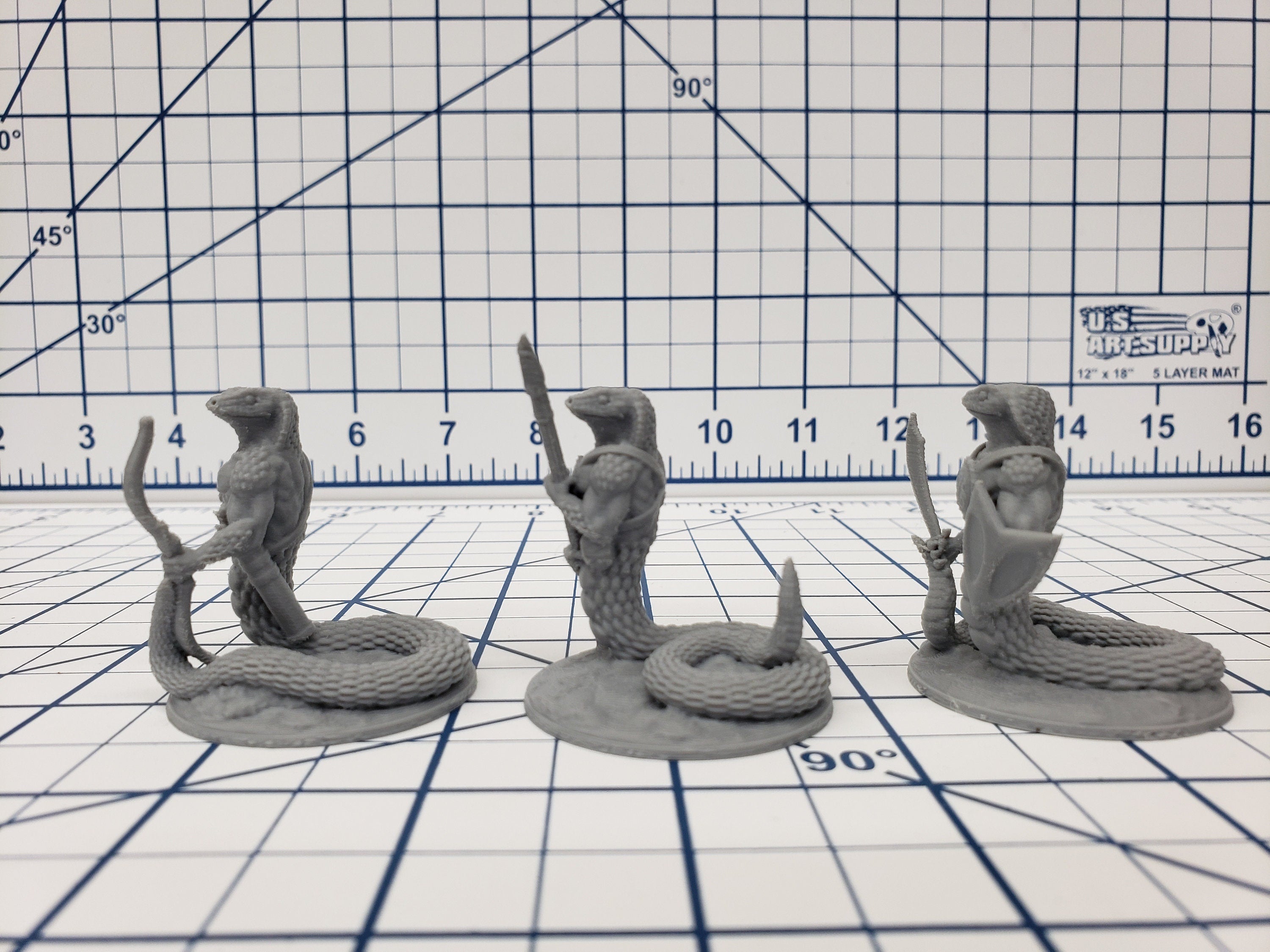Set of 3 Snake Warriors - DND - Pathfinder - RPG - Dungeon & Dragons - Miniature - Mini - 28 mm / 1" - Fat Dragon Games