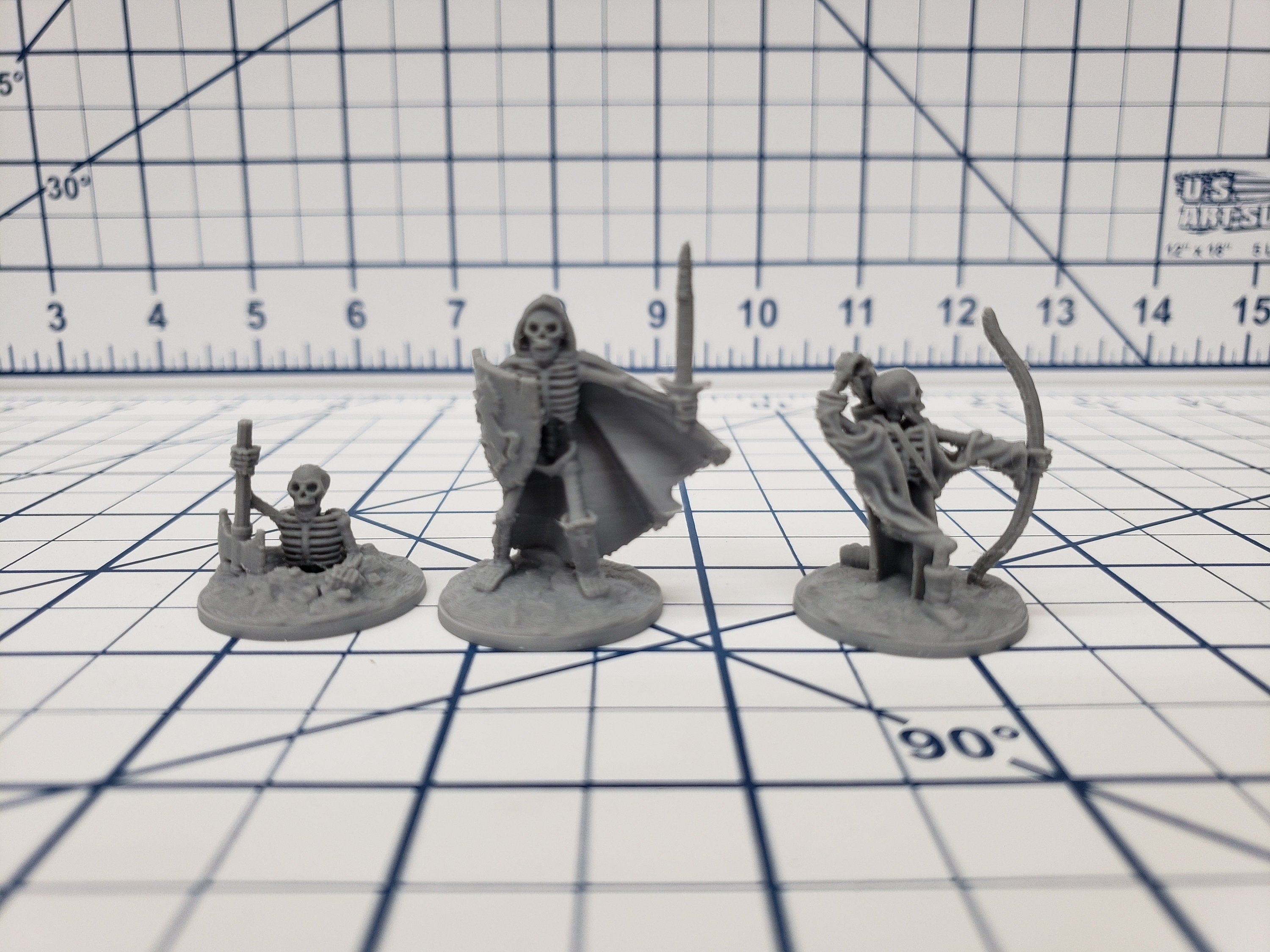 Skeleton Miniatures Sets - DND - Pathfinder - RPG - Dungeon & Dragons - Miniature - Mini - 28 mm / 1" - Fat Dragon Games