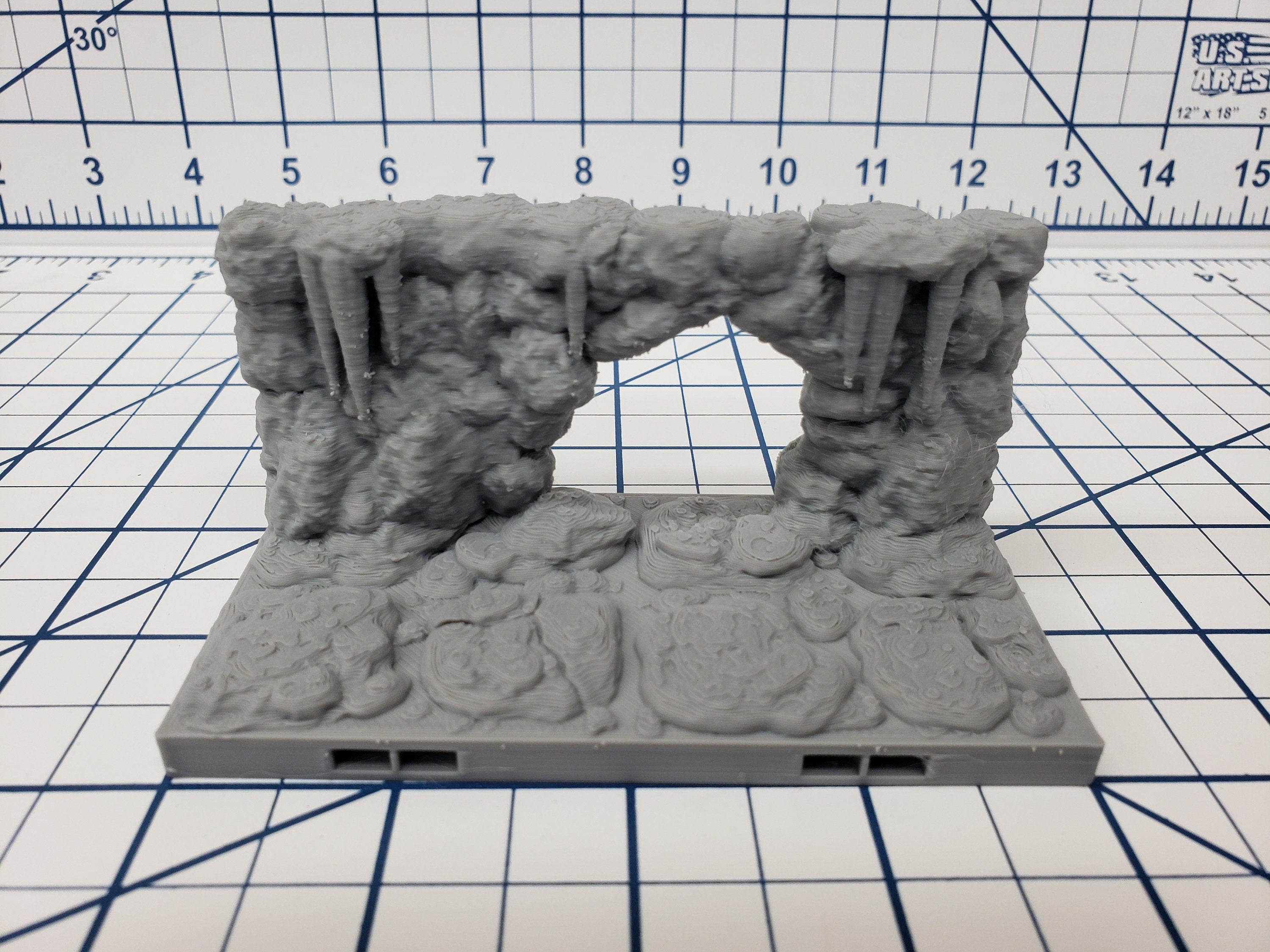 Caverns - Entrances - DragonLock - DND - Pathfinder - RPG - Dungeon & Dragons - 28 mm / 1" - Terrain - Fat Dragon Games