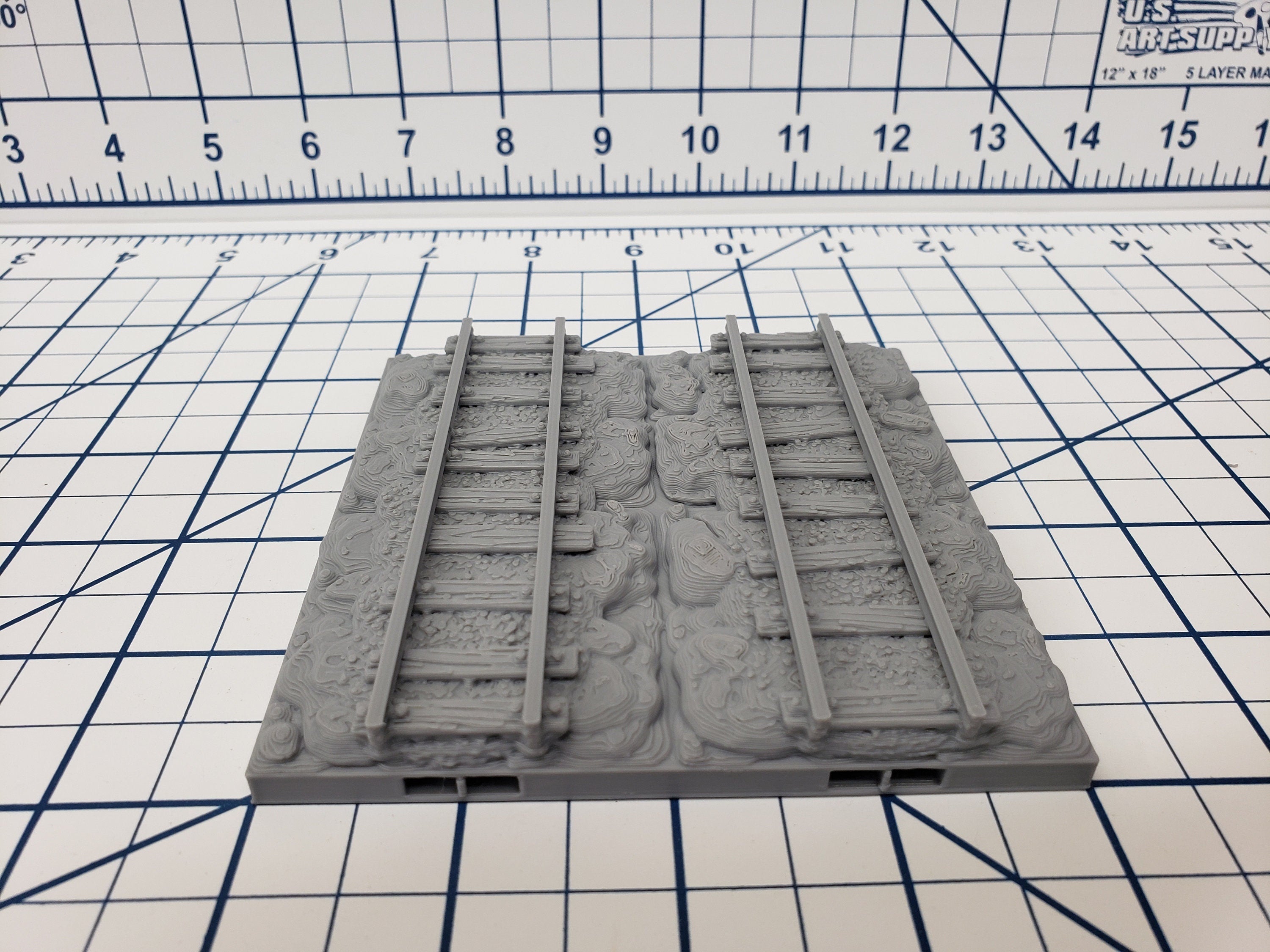 Caverns -4X4 Mine Track Floors - DragonLock - DND - Pathfinder - RPG - Dungeon & Dragons - 28 mm / 1" - Terrain - Fat Dragon Games