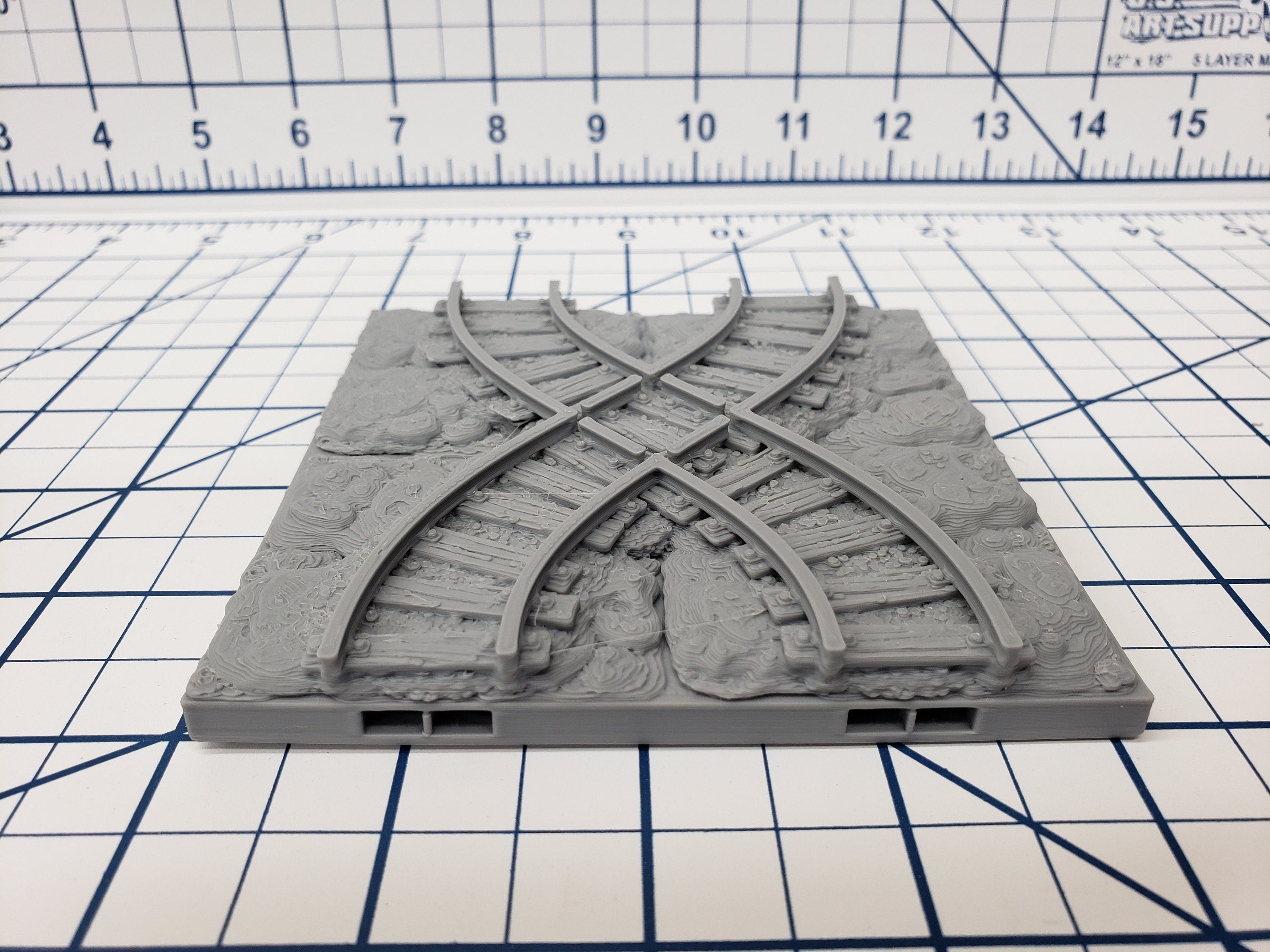 Caverns -4X4 Mine Track Floors - DragonLock - DND - Pathfinder - RPG - Dungeon & Dragons - 28 mm / 1" - Terrain - Fat Dragon Games